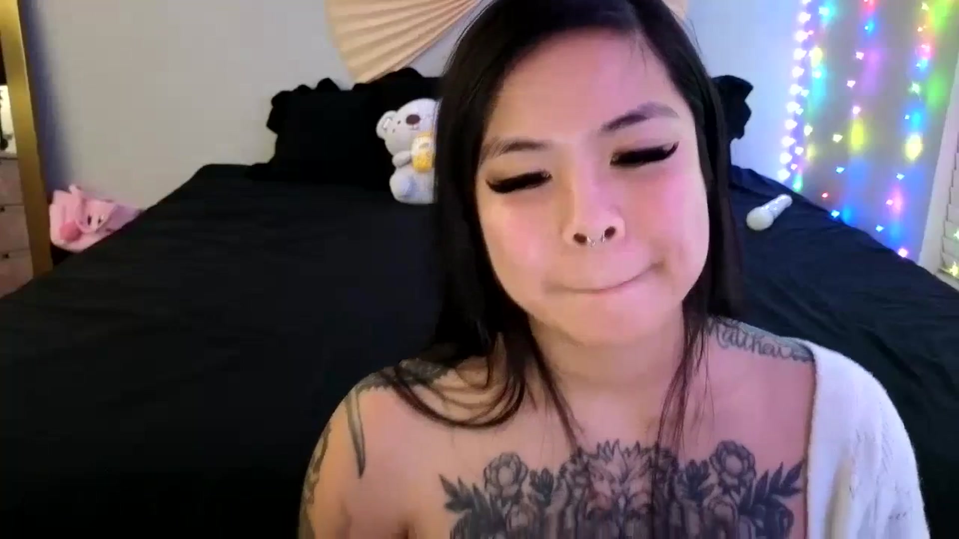Gallery image thumbnail from dolllface's myfreecams stream on, 02/20/2024, 10:52 image 15 of 20