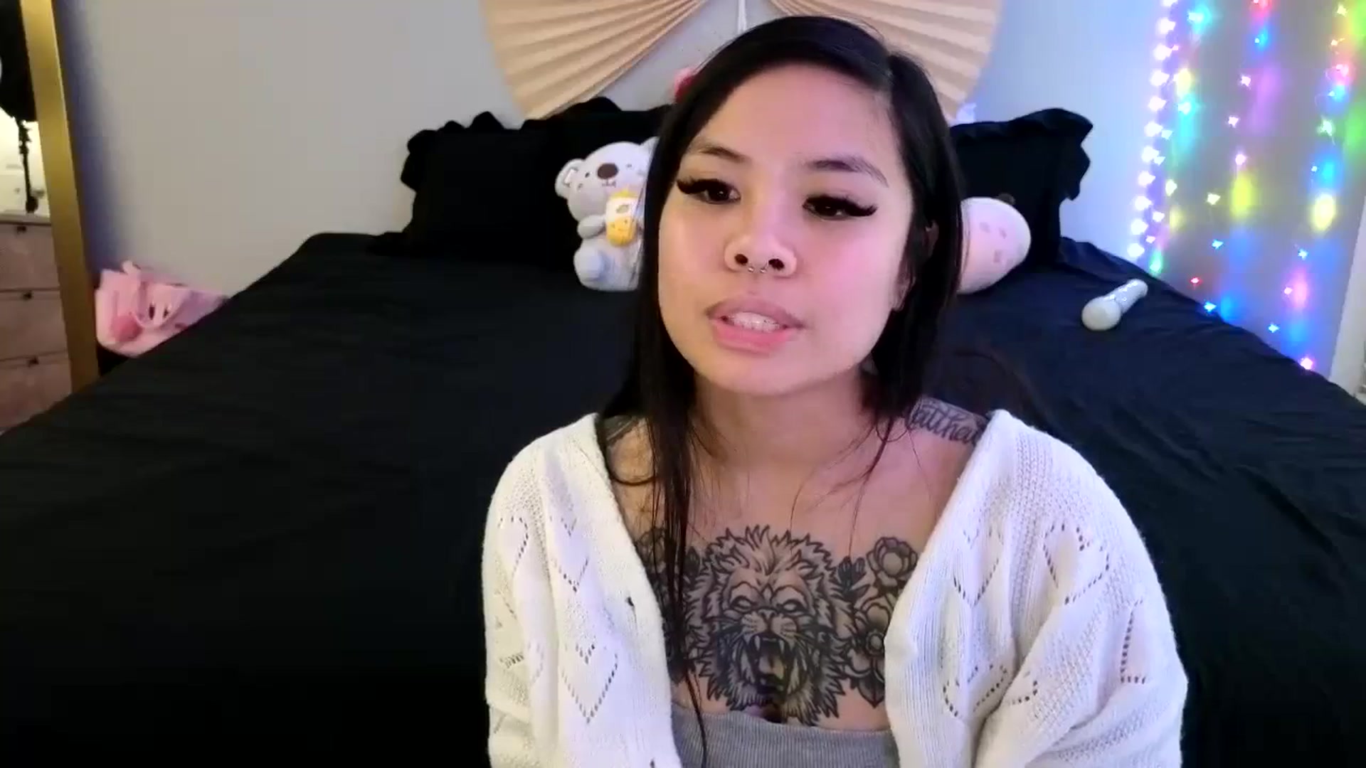 Gallery image thumbnail from dolllface's myfreecams stream on, 02/20/2024, 10:52 image 2 of 20