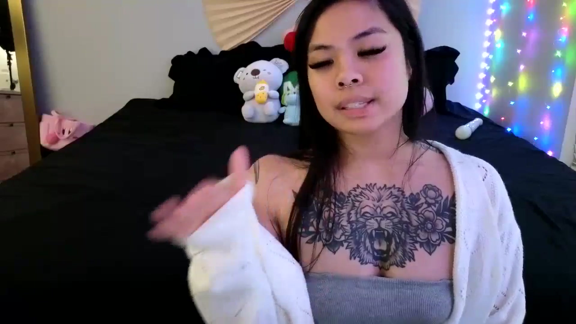Gallery image thumbnail from dolllface's myfreecams stream on, 02/20/2024, 10:52 image 9 of 20