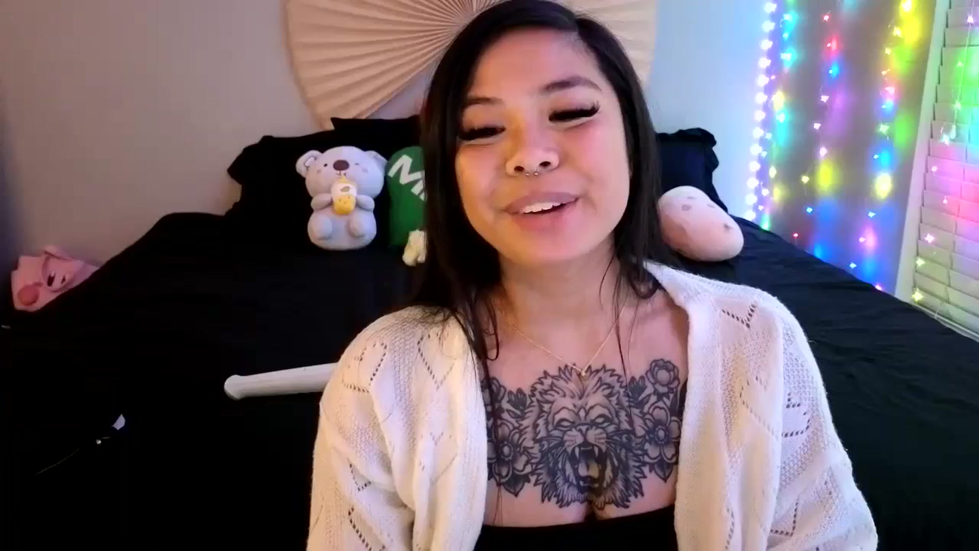 Gallery image thumbnail from dolllface's myfreecams stream on, 02/22/2024, 10:07 image 1 of 20