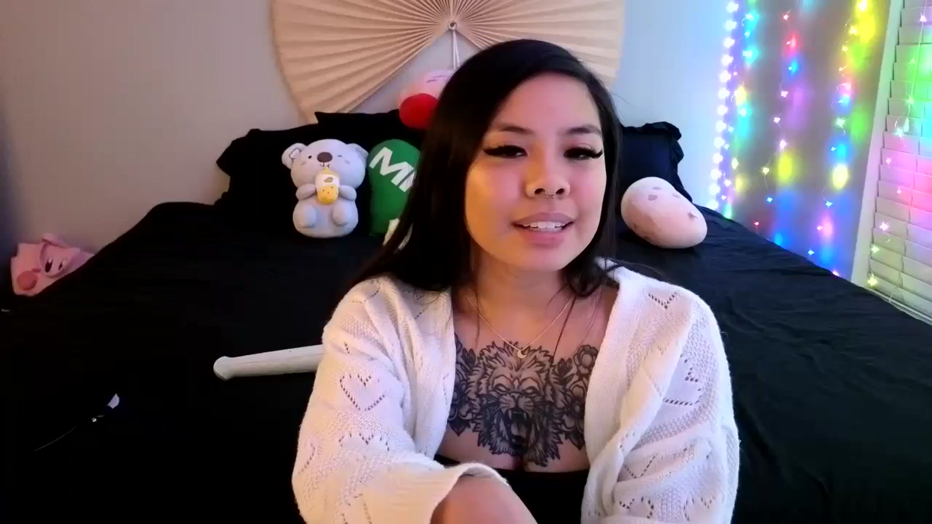 Gallery image thumbnail from dolllface's myfreecams stream on, 02/22/2024, 10:07 image 2 of 20