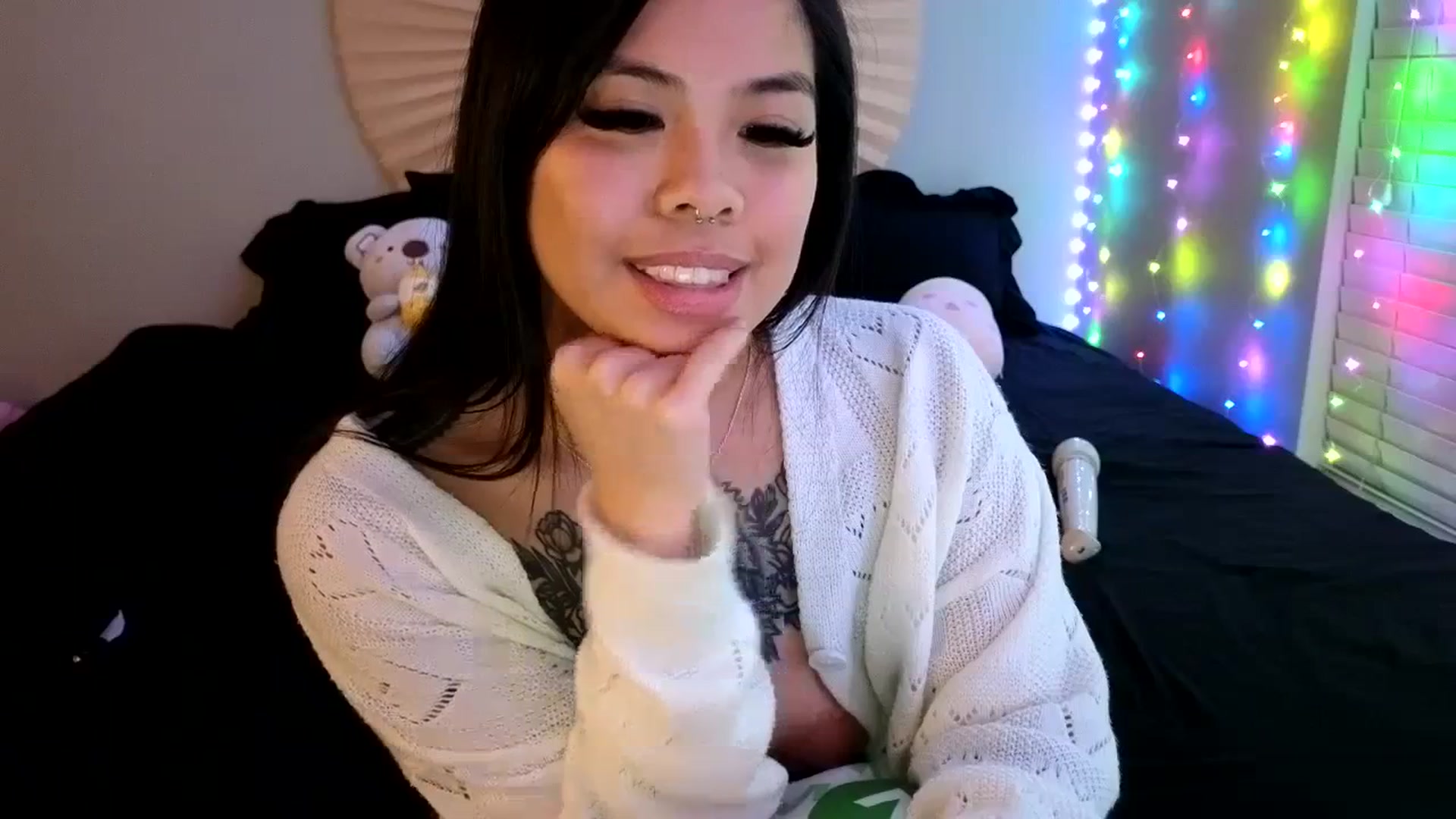 Gallery image thumbnail from dolllface's myfreecams stream on, 02/22/2024, 11:59 image 11 of 20