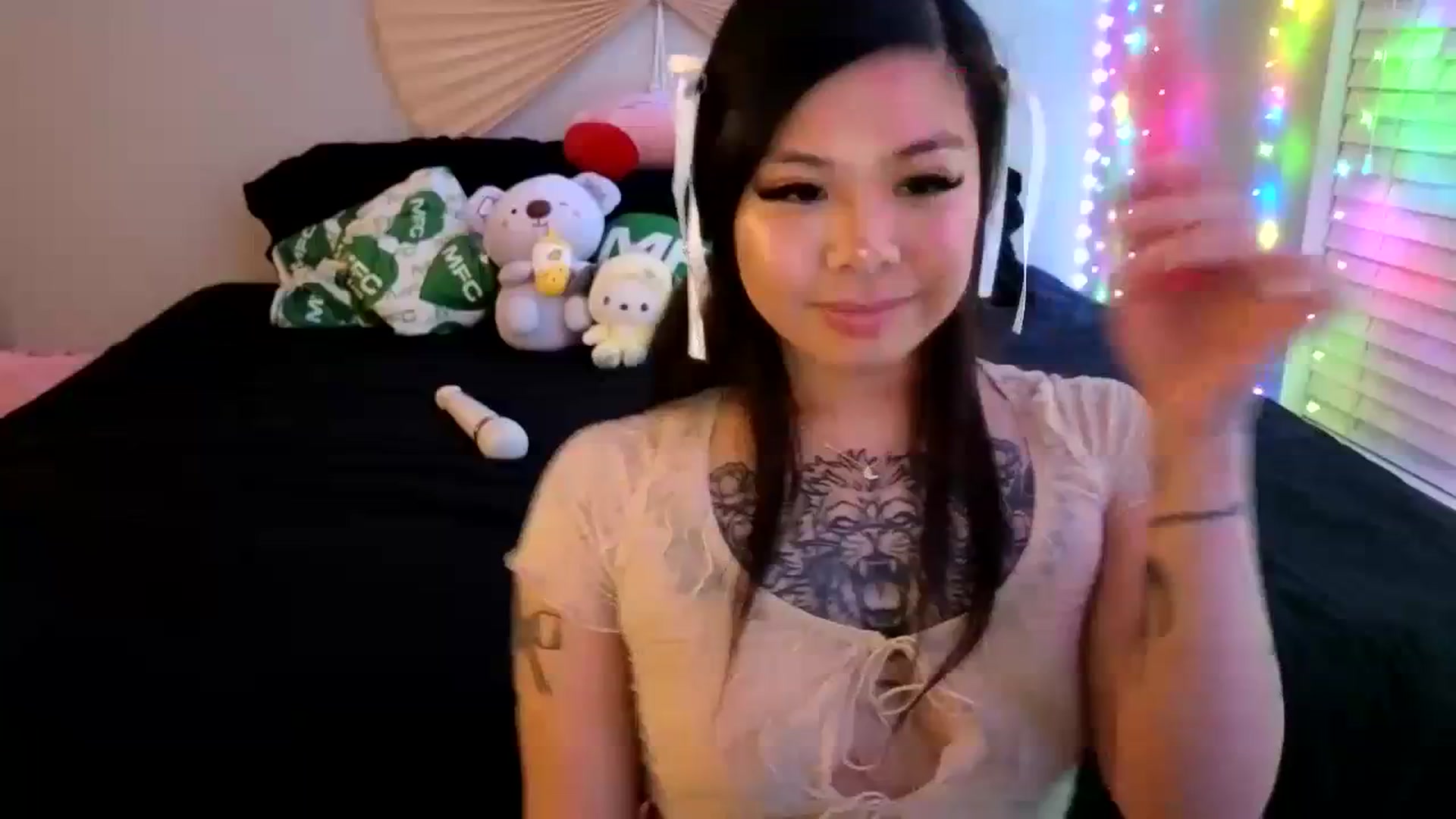 Gallery image thumbnail from dolllface's myfreecams stream on, 02/25/2024, 11:02 image 1 of 20