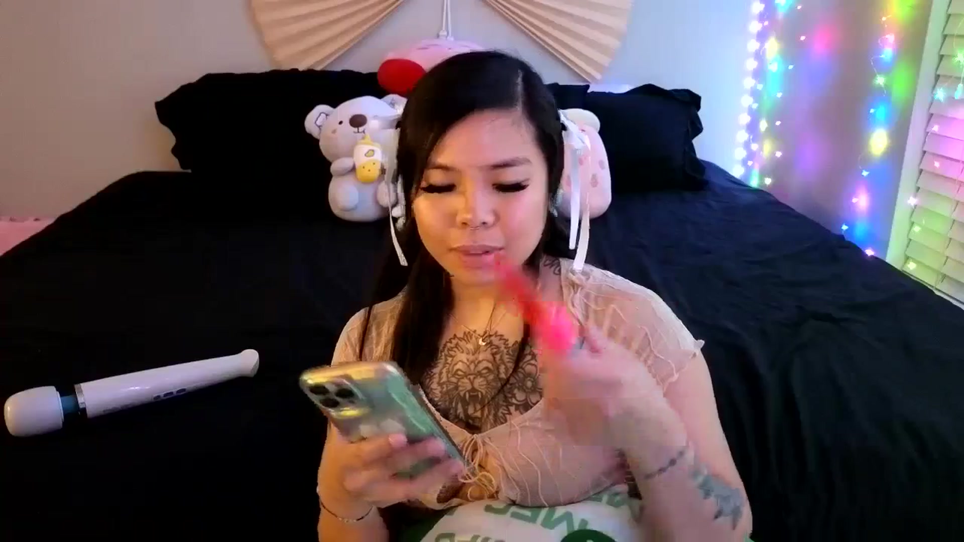 Gallery image thumbnail from dolllface's myfreecams stream on, 02/25/2024, 13:17 image 7 of 20