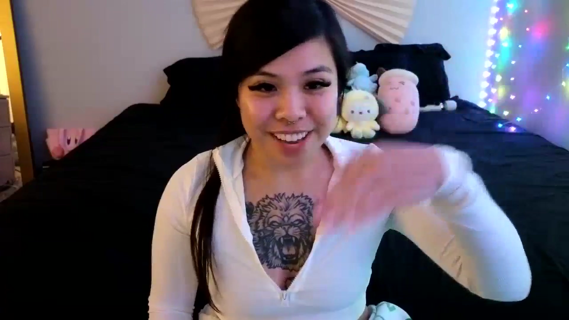 Gallery image thumbnail from dolllface's myfreecams stream on, 02/29/2024, 12:06 image 4 of 20