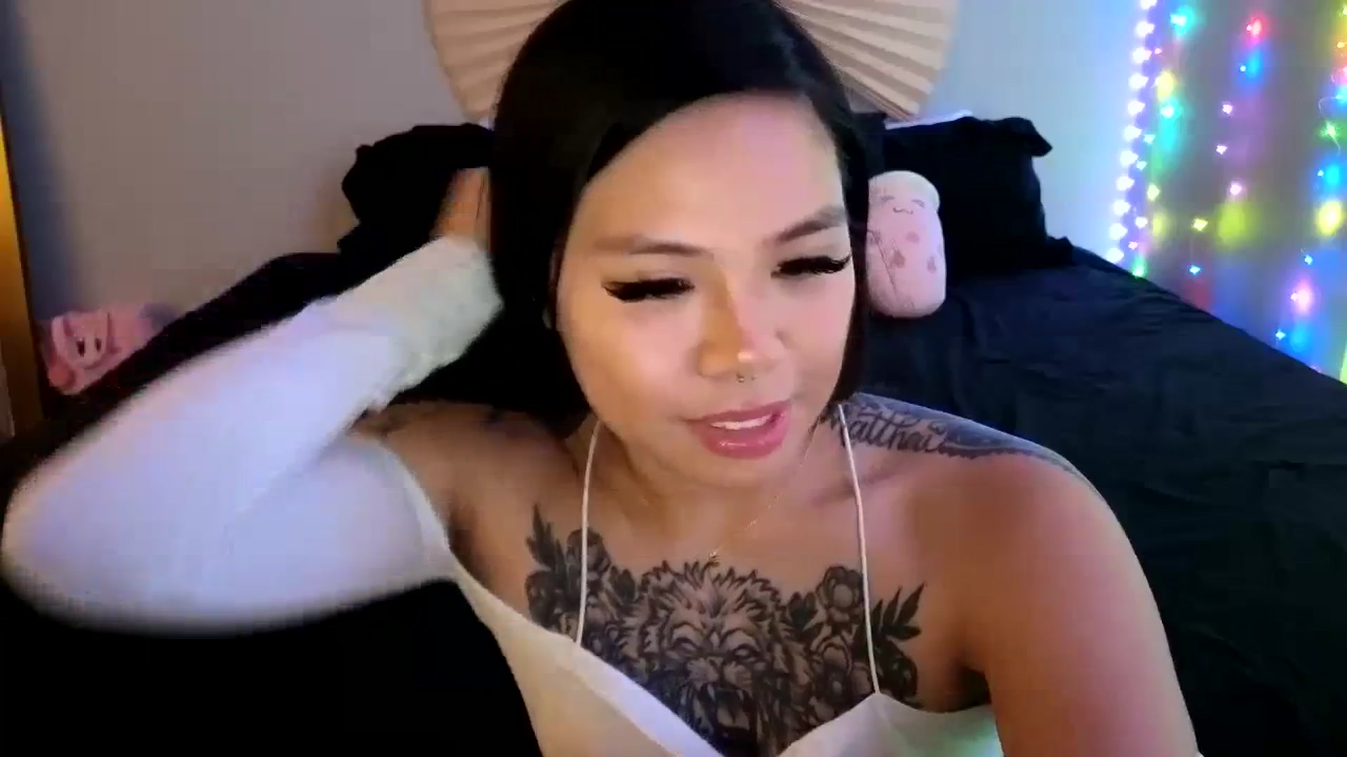 Gallery image thumbnail from dolllface's myfreecams stream on, 03/02/2024, 12:22 image 5 of 20