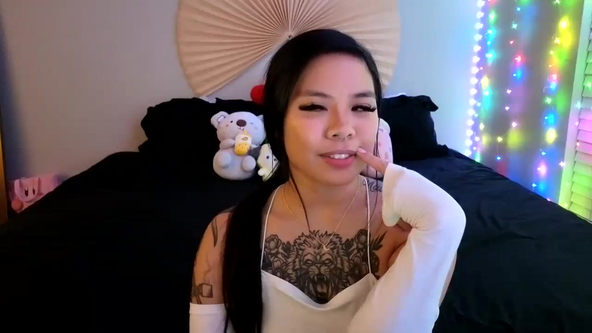 Gallery image thumbnail from dolllface's myfreecams stream on, 03/02/2024, 12:22 image 15 of 20