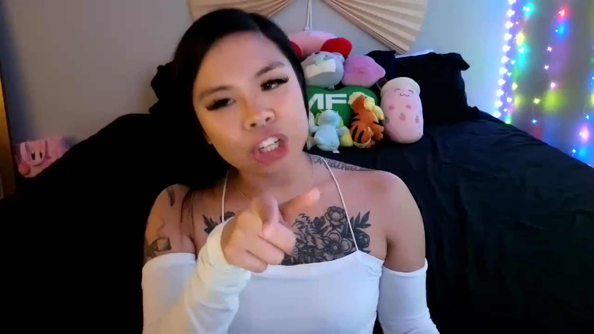 Gallery image thumbnail from dolllface's myfreecams stream on, 03/02/2024, 12:22 image 7 of 20