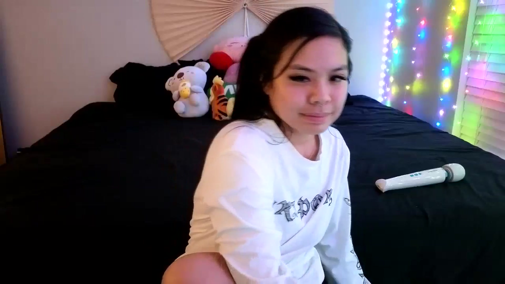 Gallery image thumbnail from dolllface's myfreecams stream on, 03/09/2024, 13:03 image 6 of 20