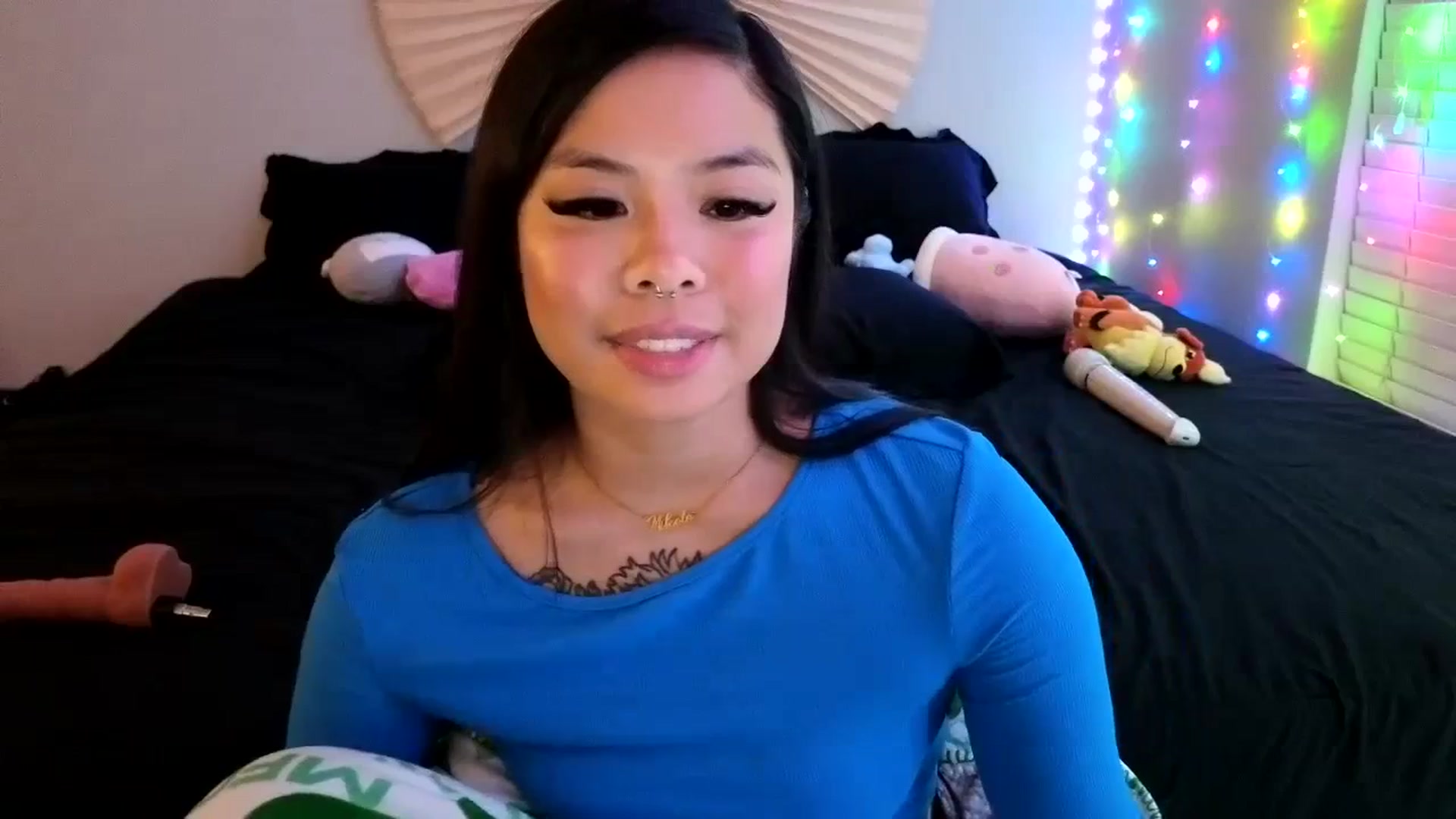 Gallery image thumbnail from dolllface's myfreecams stream on, 03/11/2024, 09:19 image 6 of 20