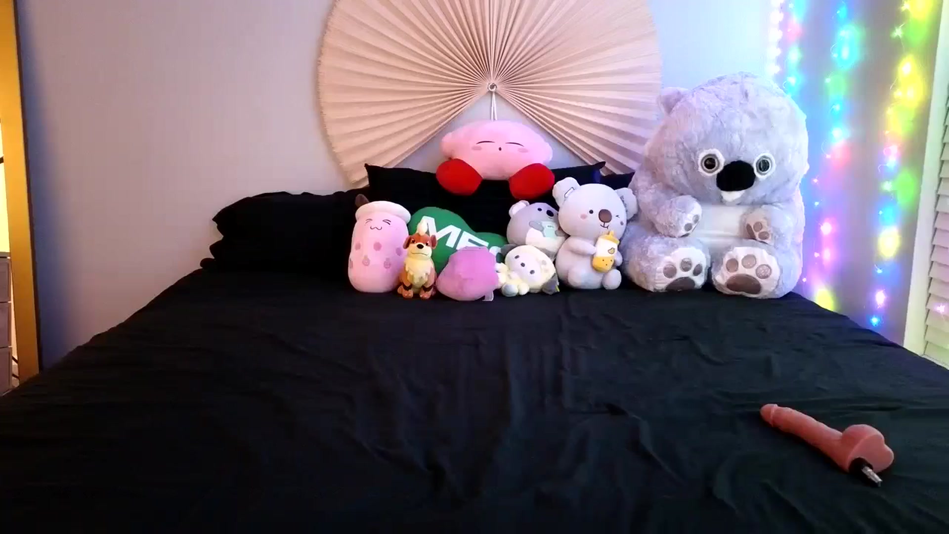 Gallery image thumbnail from dolllface's myfreecams stream on, 03/16/2024, 08:21 image 3 of 20