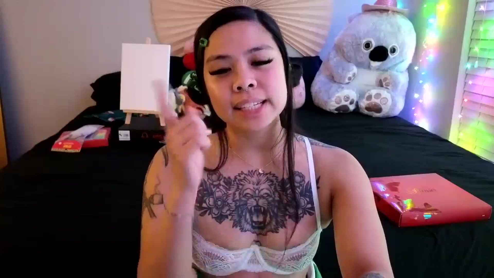 Gallery image thumbnail from dolllface's myfreecams stream on, 03/18/2024, 08:02 image 9 of 20