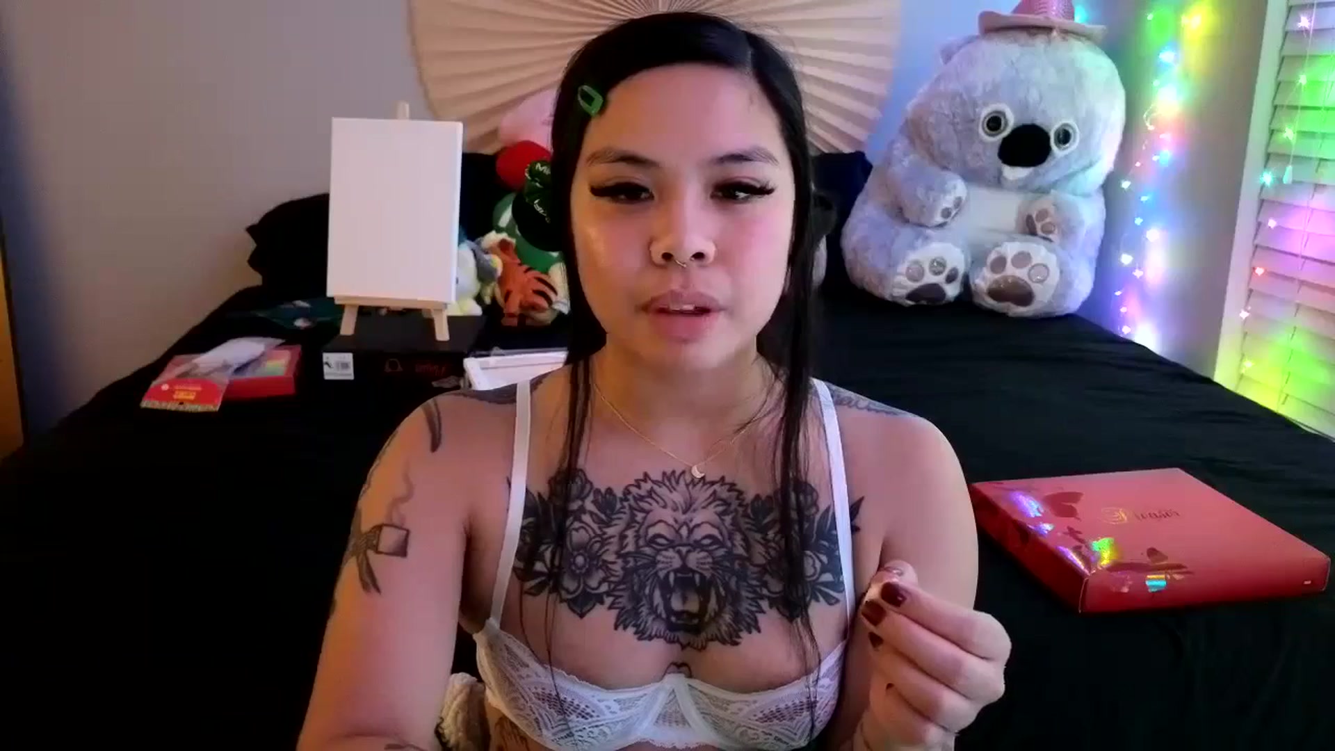 Gallery image thumbnail from dolllface's myfreecams stream on, 03/18/2024, 08:02 image 11 of 20