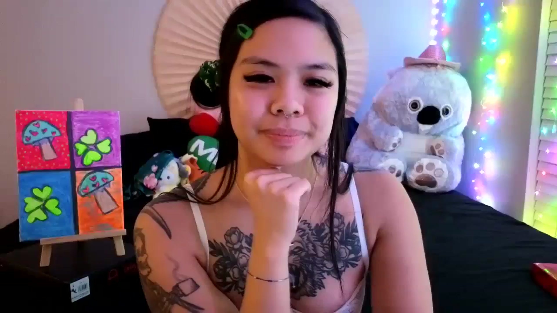 Gallery image thumbnail from dolllface's myfreecams stream on, 03/18/2024, 10:27 image 15 of 20
