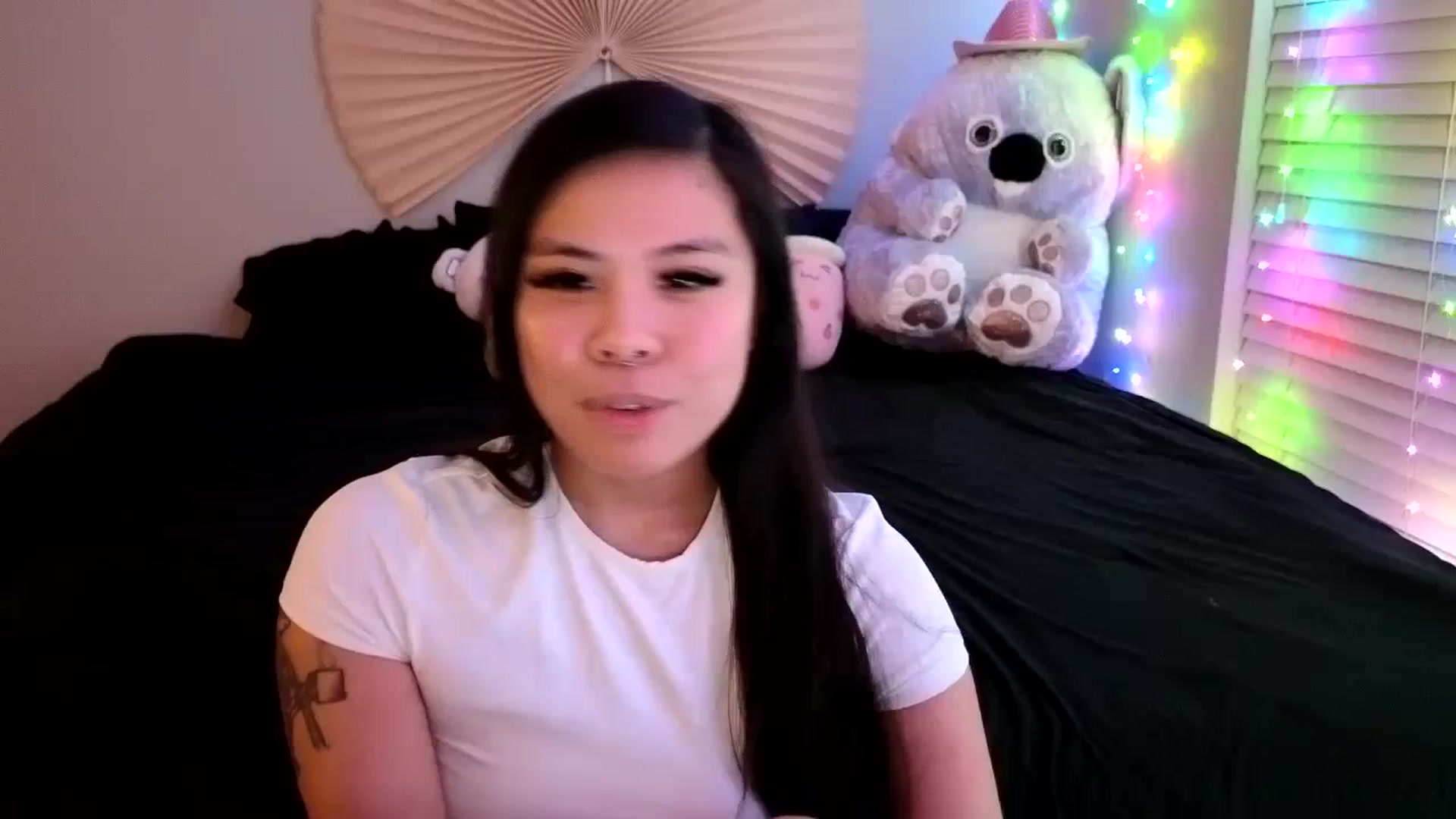 Gallery image thumbnail from dolllface's myfreecams stream on, 03/21/2024, 08:34 image 1 of 20