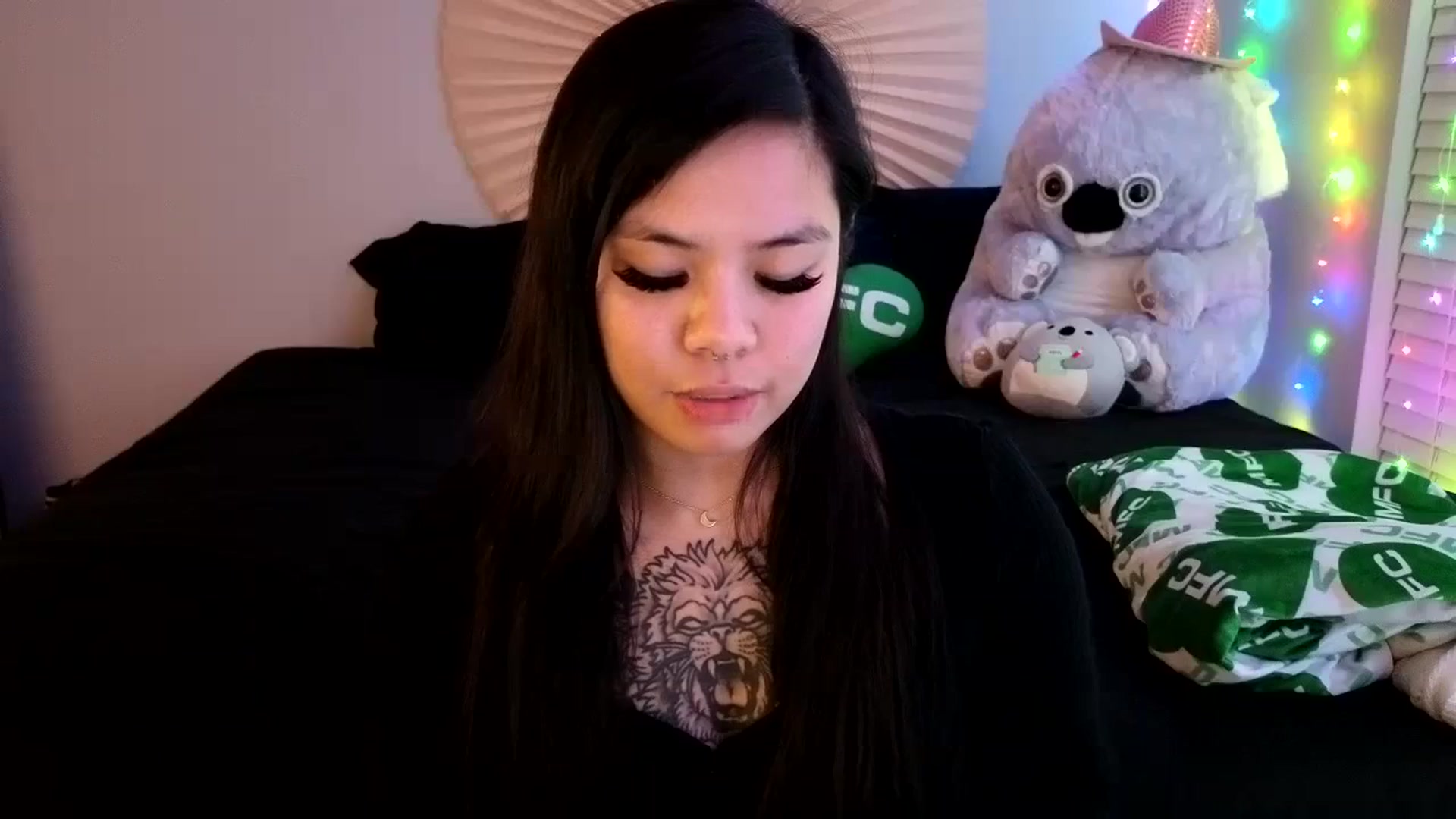 Gallery image thumbnail from dolllface's myfreecams stream on, 04/10/2024, 09:57 image 7 of 20