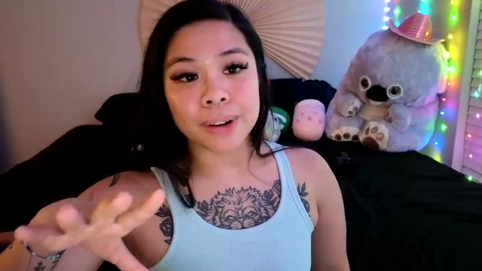 Gallery image thumbnail from dolllface's myfreecams stream on, 04/16/2024, 09:29 image 15 of 20