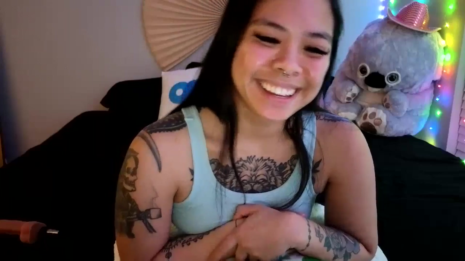 Gallery image thumbnail from dolllface's myfreecams stream on, 04/16/2024, 09:29 image 7 of 20