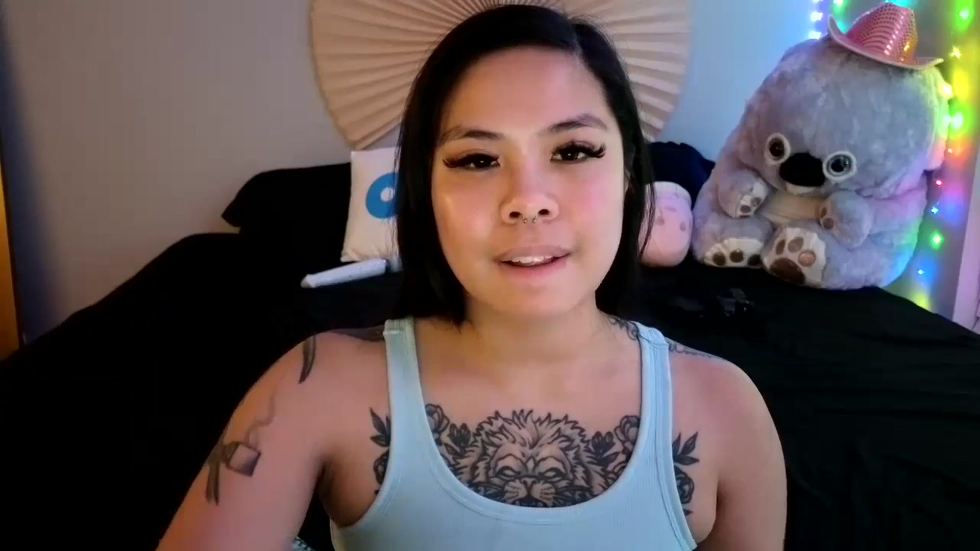 Gallery image thumbnail from dolllface's myfreecams stream on, 04/16/2024, 09:29 image 3 of 20