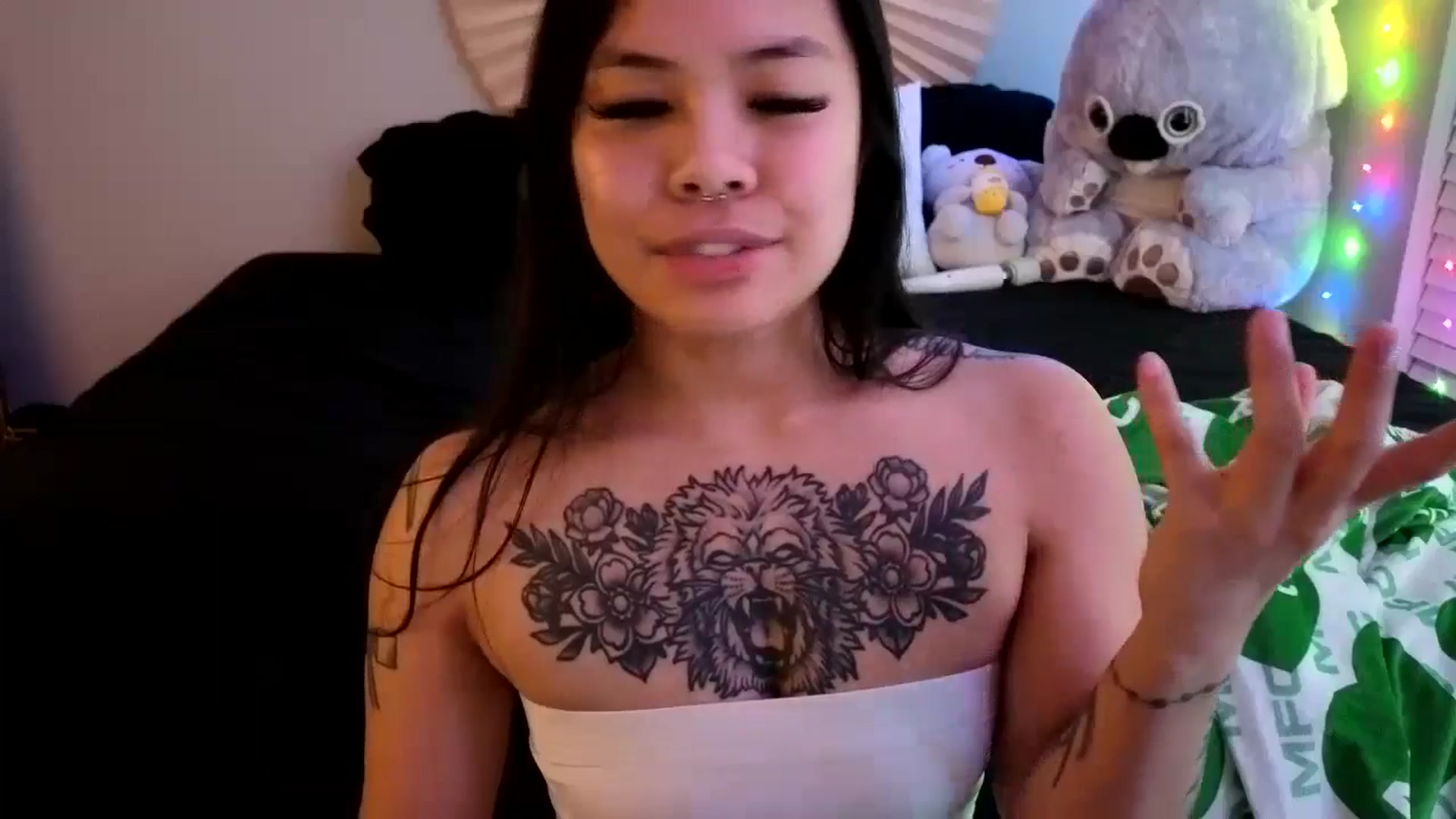 Gallery image thumbnail from dolllface's myfreecams stream on, 04/20/2024, 08:56 image 9 of 20