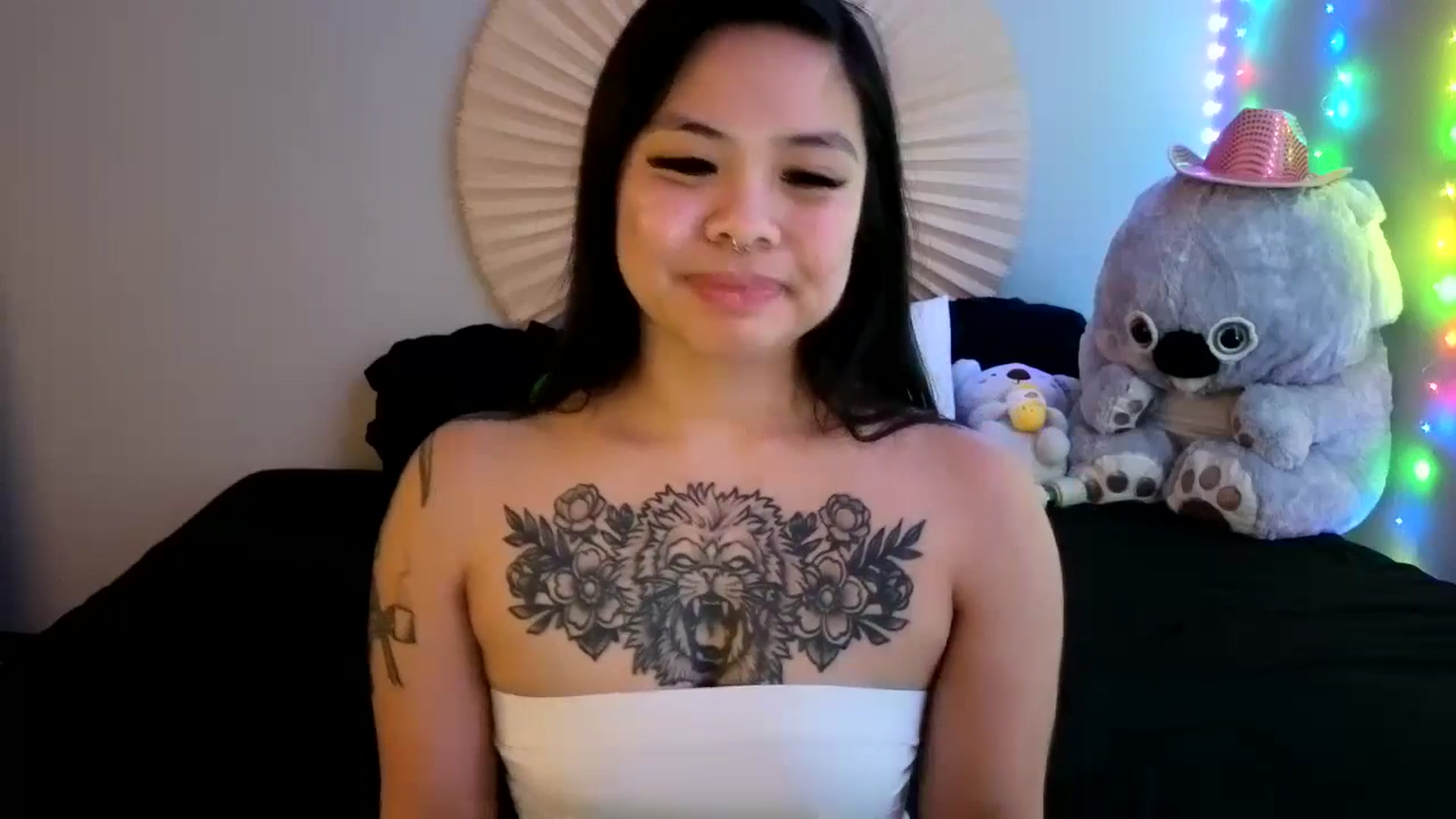 Gallery image thumbnail from dolllface's myfreecams stream on, 04/20/2024, 08:56 image 13 of 20