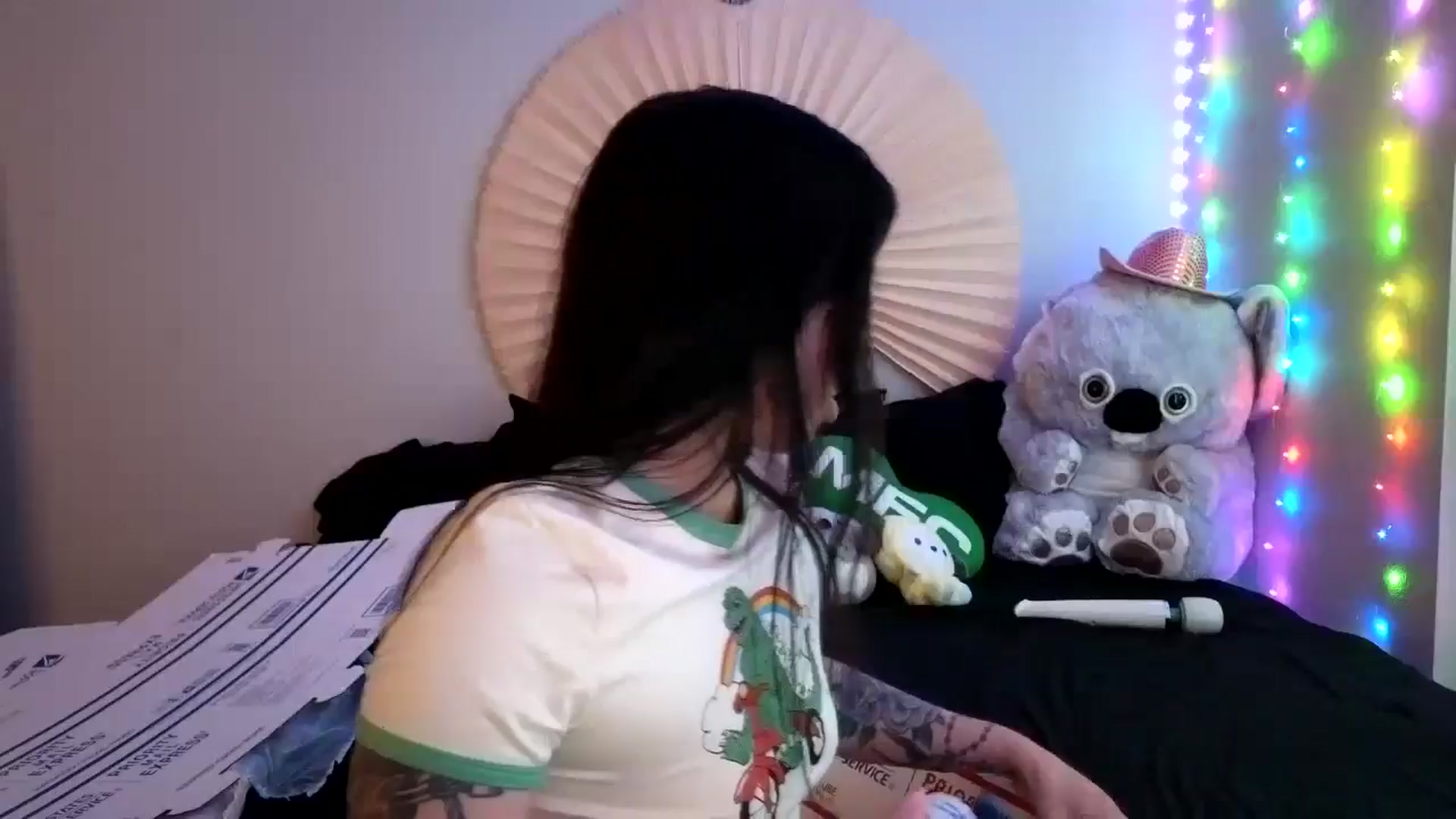 Gallery image thumbnail from dolllface's myfreecams stream on, 05/02/2024, 07:38 image 10 of 20