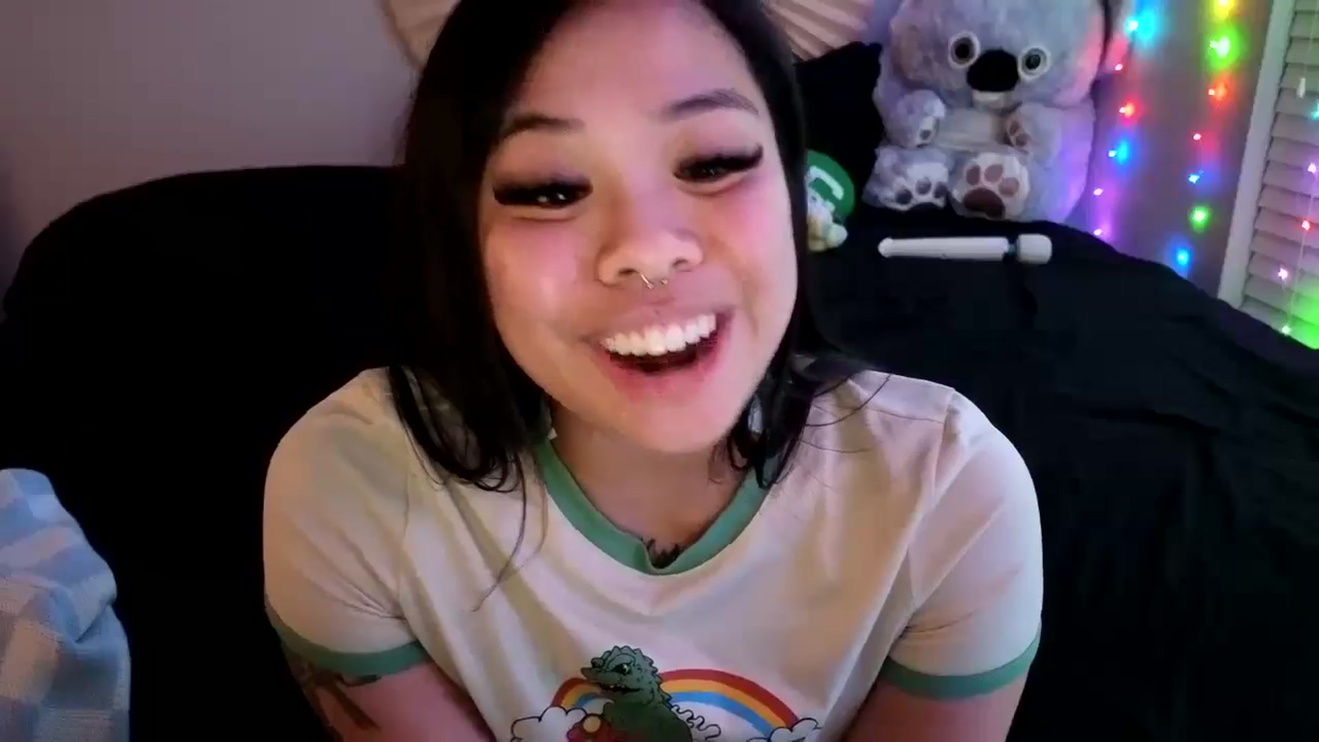 Gallery image thumbnail from dolllface's myfreecams stream on, 05/02/2024, 08:59 image 18 of 20