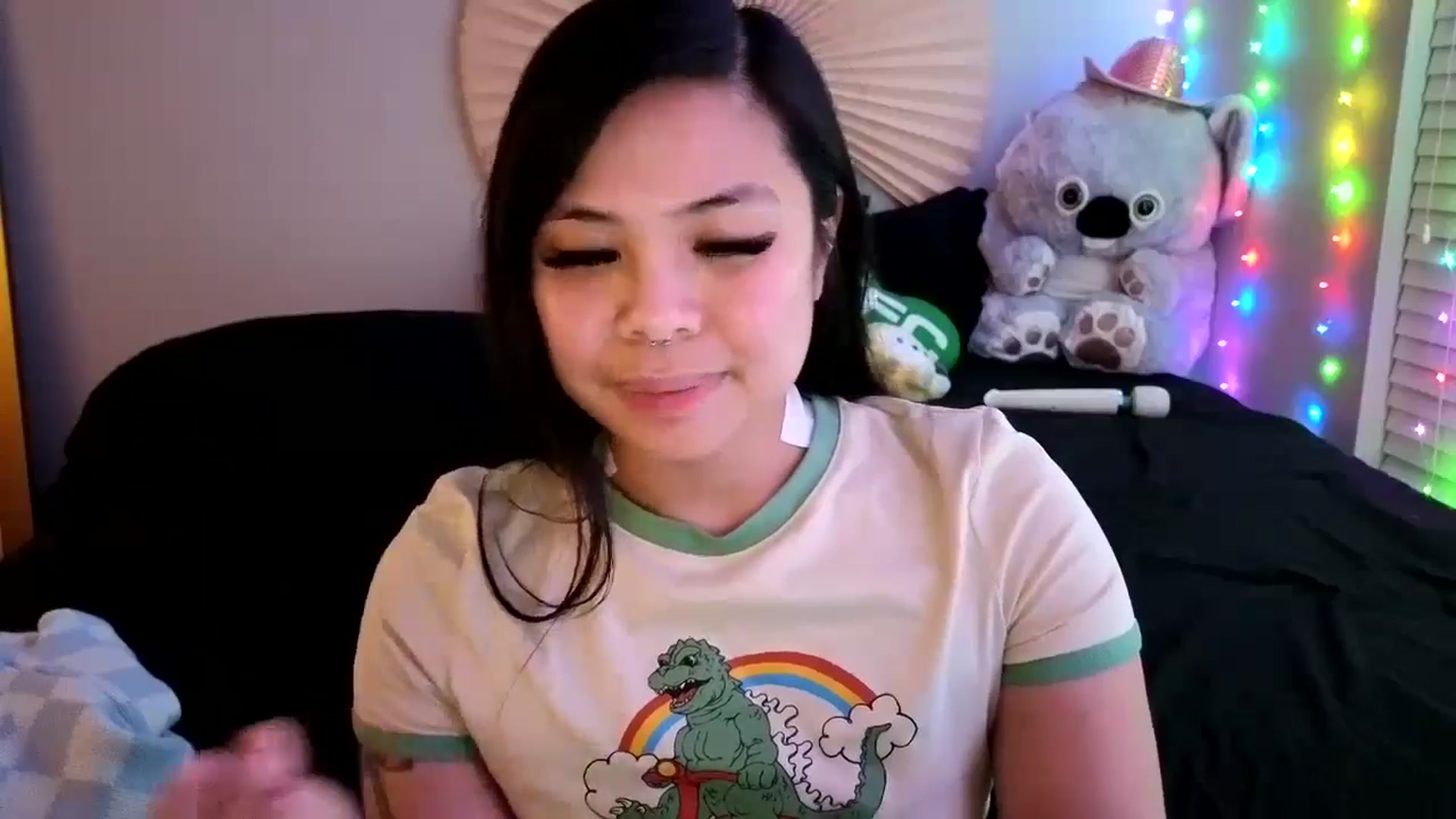 Gallery image thumbnail from dolllface's myfreecams stream on, 05/02/2024, 08:59 image 7 of 20