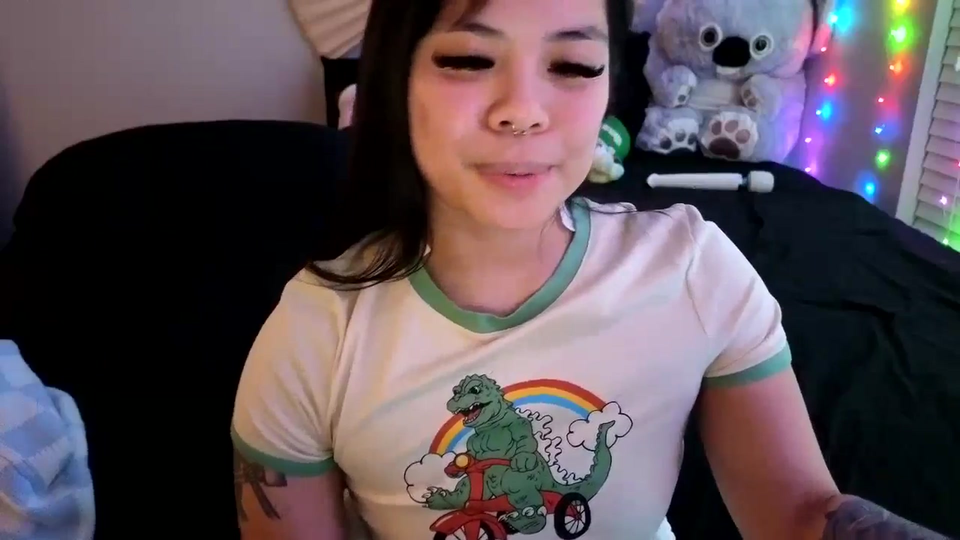 Gallery image thumbnail from dolllface's myfreecams stream on, 05/02/2024, 09:14 image 10 of 20