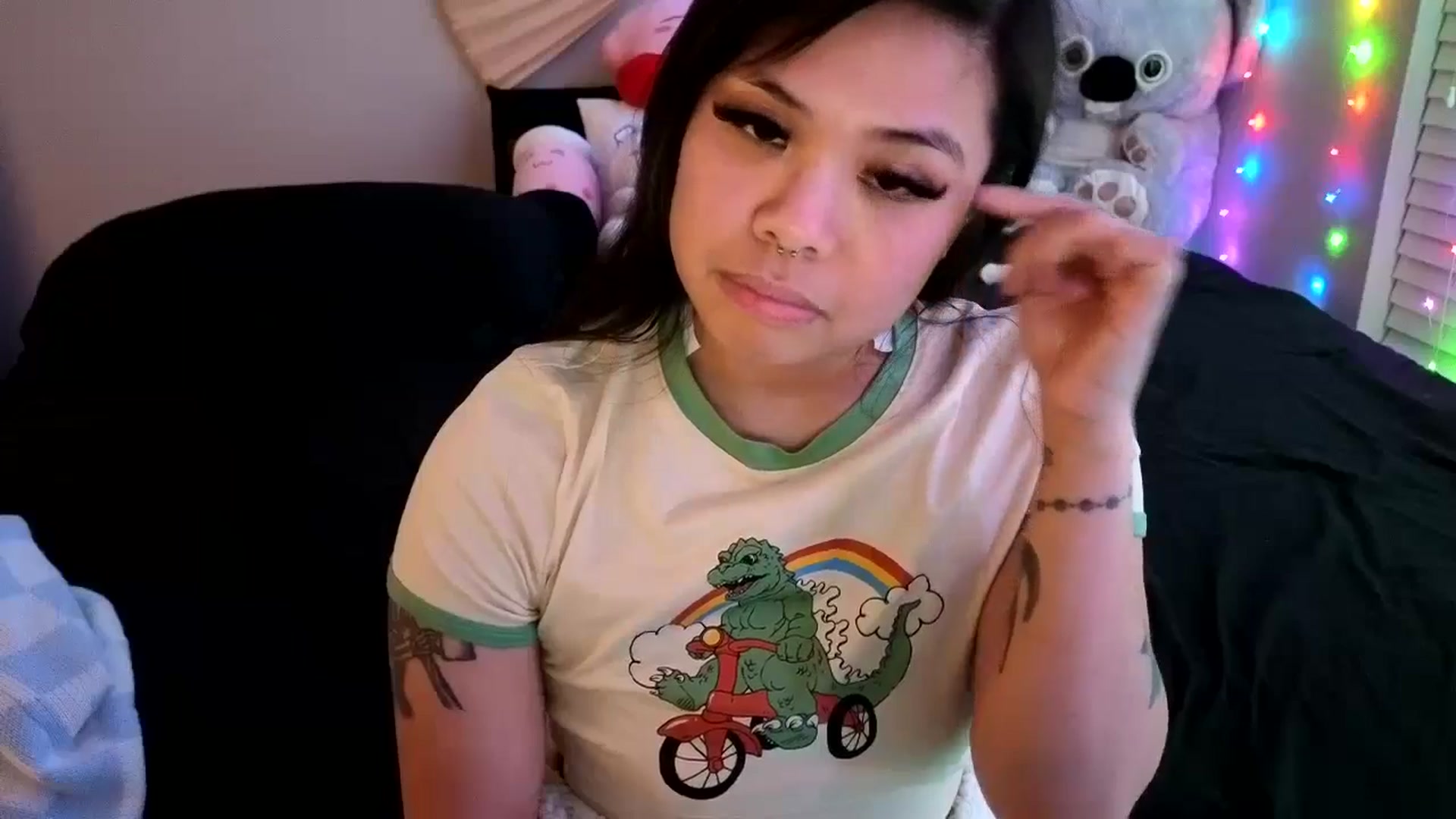 Gallery image thumbnail from dolllface's myfreecams stream on, 05/02/2024, 09:14 image 9 of 20