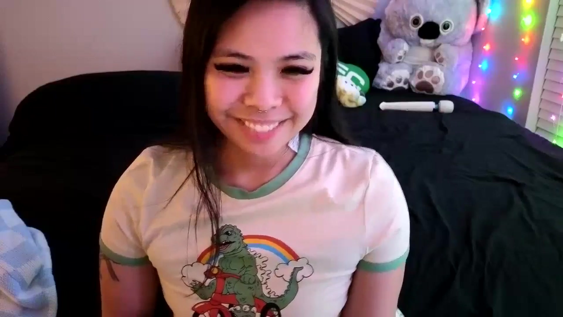 Gallery image thumbnail from dolllface's myfreecams stream on, 05/02/2024, 09:14 image 15 of 20