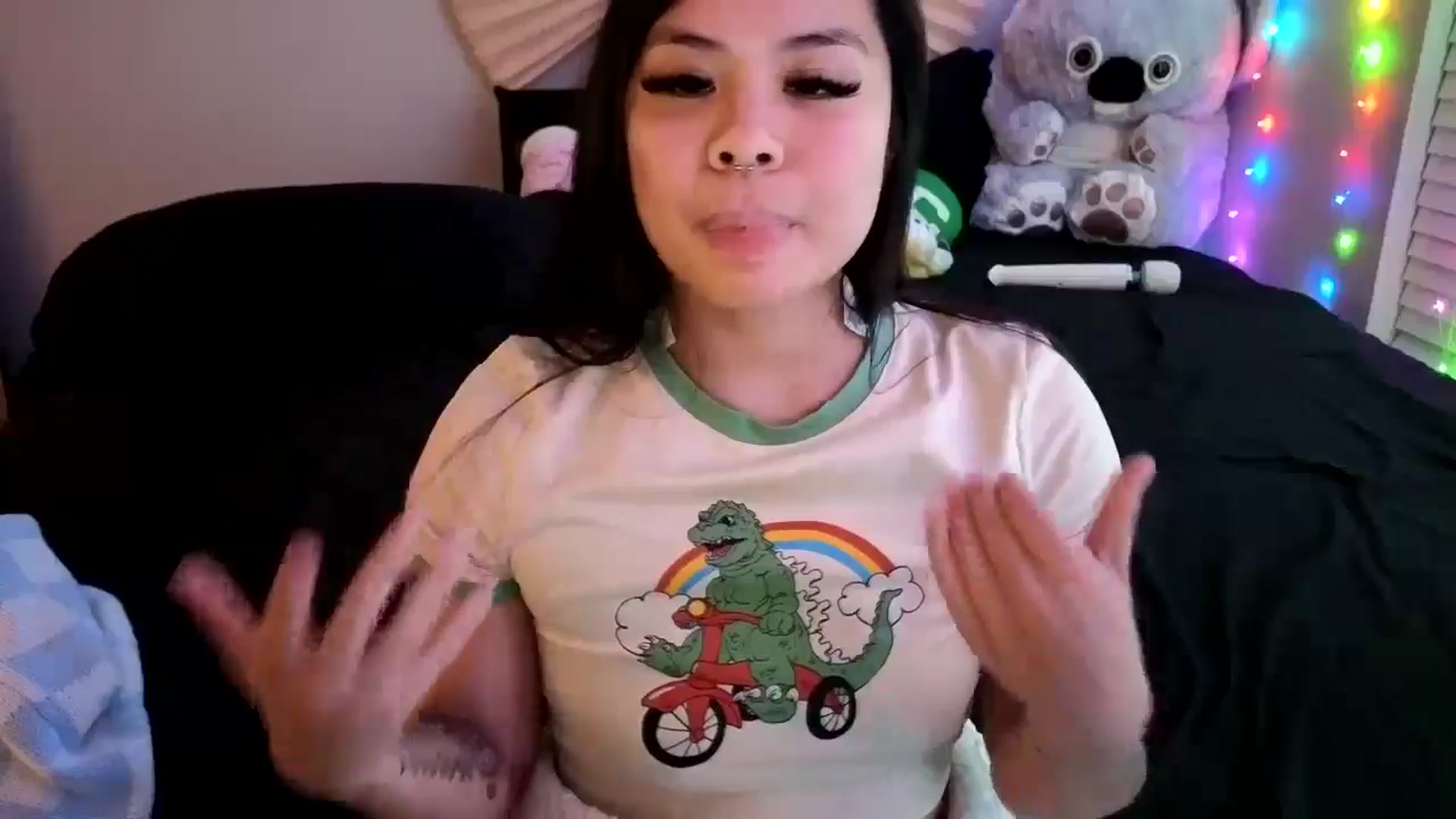 Gallery image thumbnail from dolllface's myfreecams stream on, 05/02/2024, 09:14 image 2 of 20