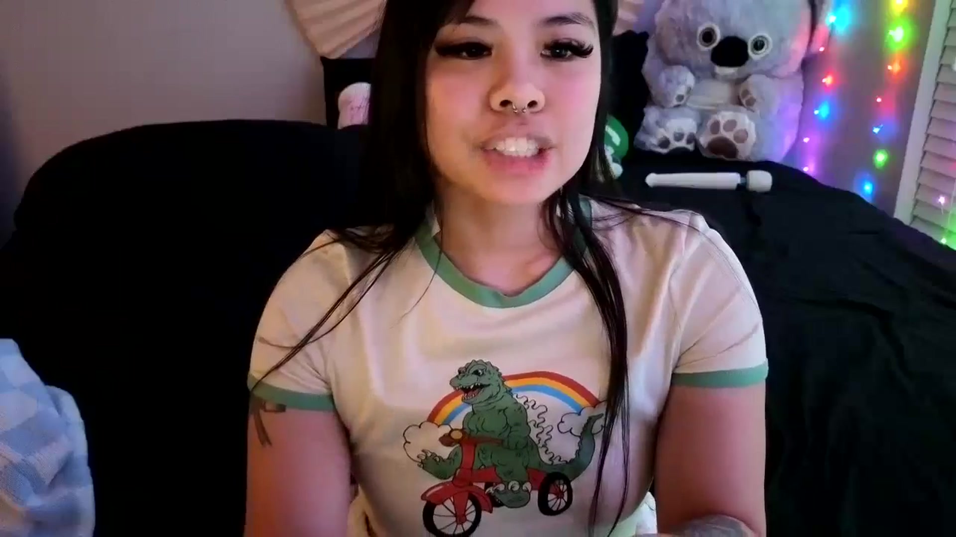 Gallery image thumbnail from dolllface's myfreecams stream on, 05/02/2024, 09:14 image 7 of 20