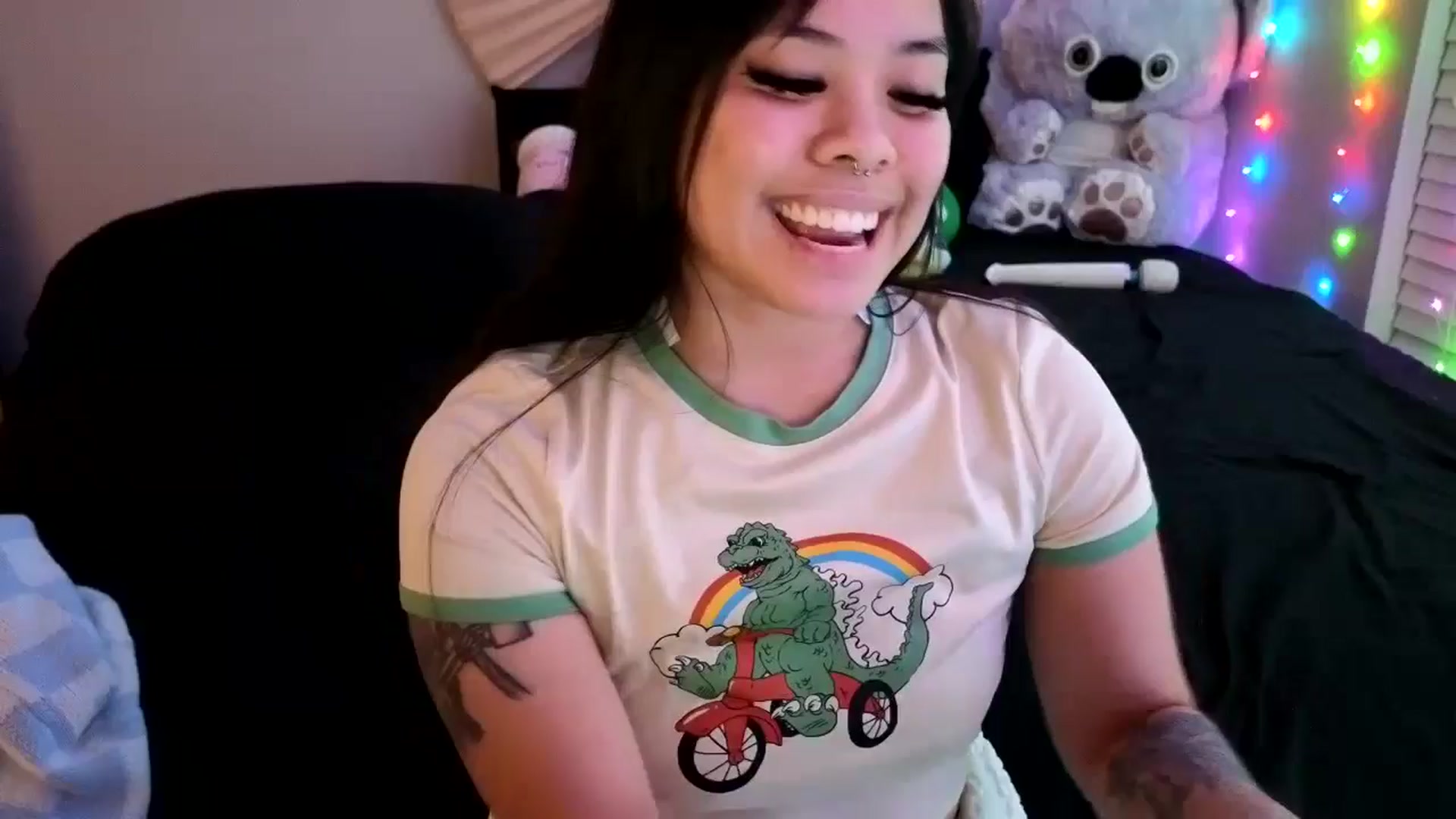Gallery image thumbnail from dolllface's myfreecams stream on, 05/02/2024, 09:14 image 1 of 20