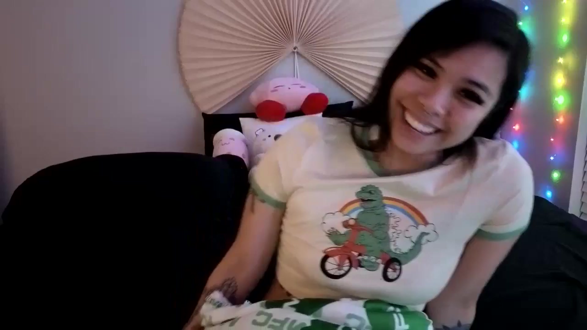 Gallery image thumbnail from dolllface's myfreecams stream on, 05/02/2024, 10:15 image 13 of 20