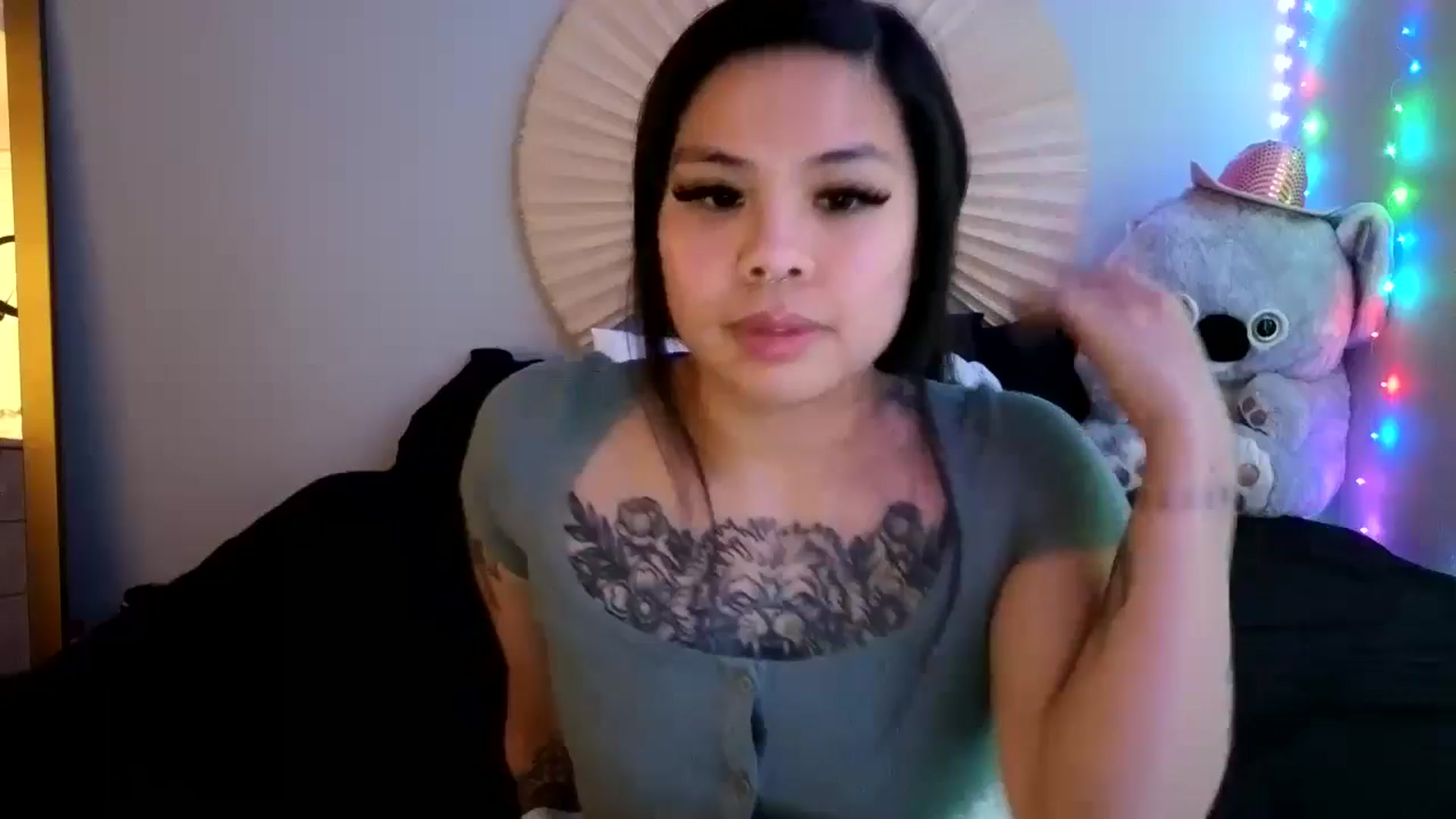 Gallery image thumbnail from dolllface's myfreecams stream on, 05/04/2024, 07:28 image 4 of 20