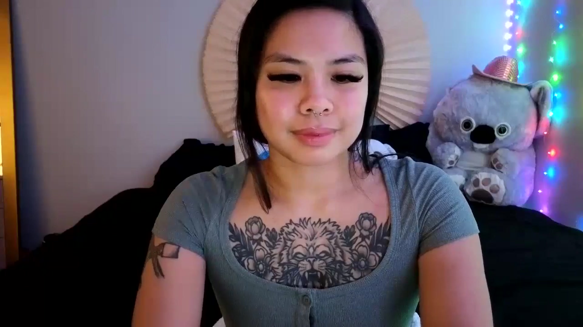 Gallery image thumbnail from dolllface's myfreecams stream on, 05/04/2024, 07:28 image 14 of 20