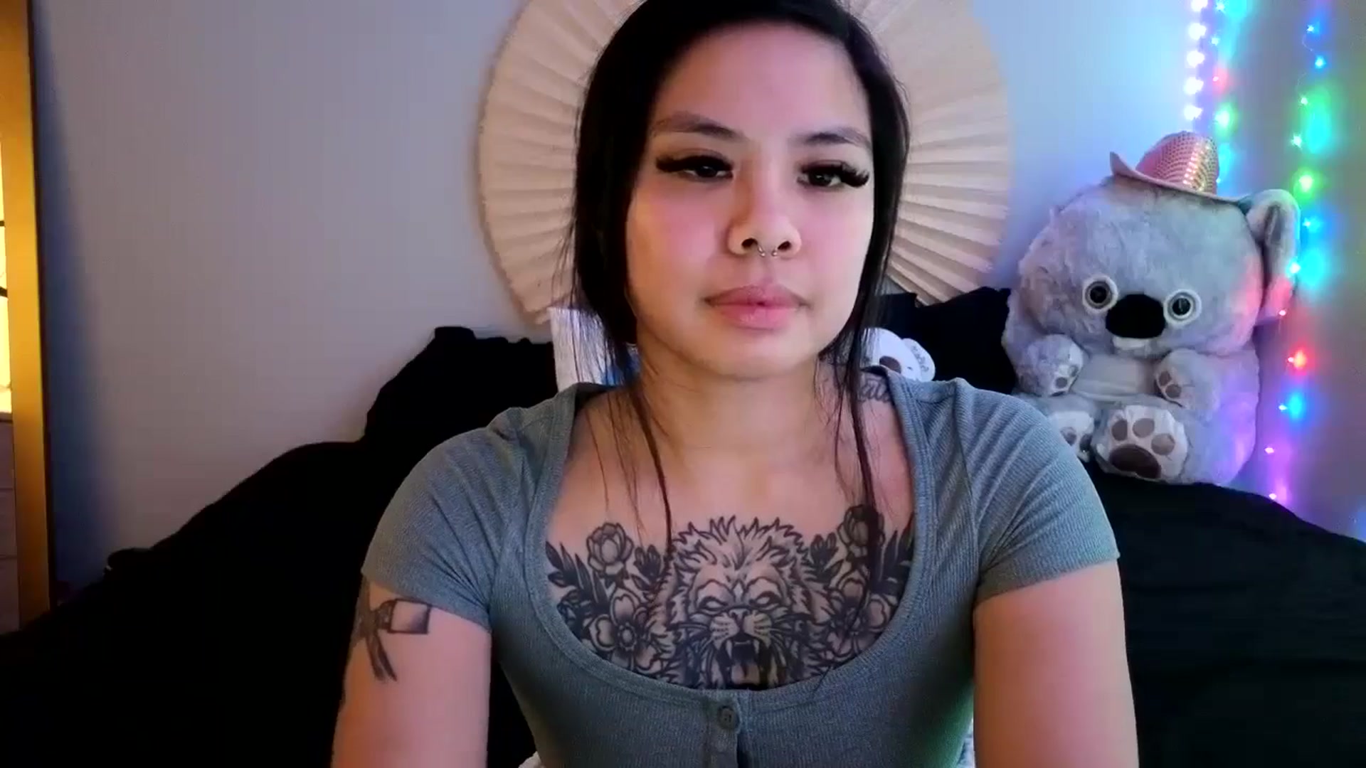 Gallery image thumbnail from dolllface's myfreecams stream on, 05/04/2024, 07:28 image 8 of 20