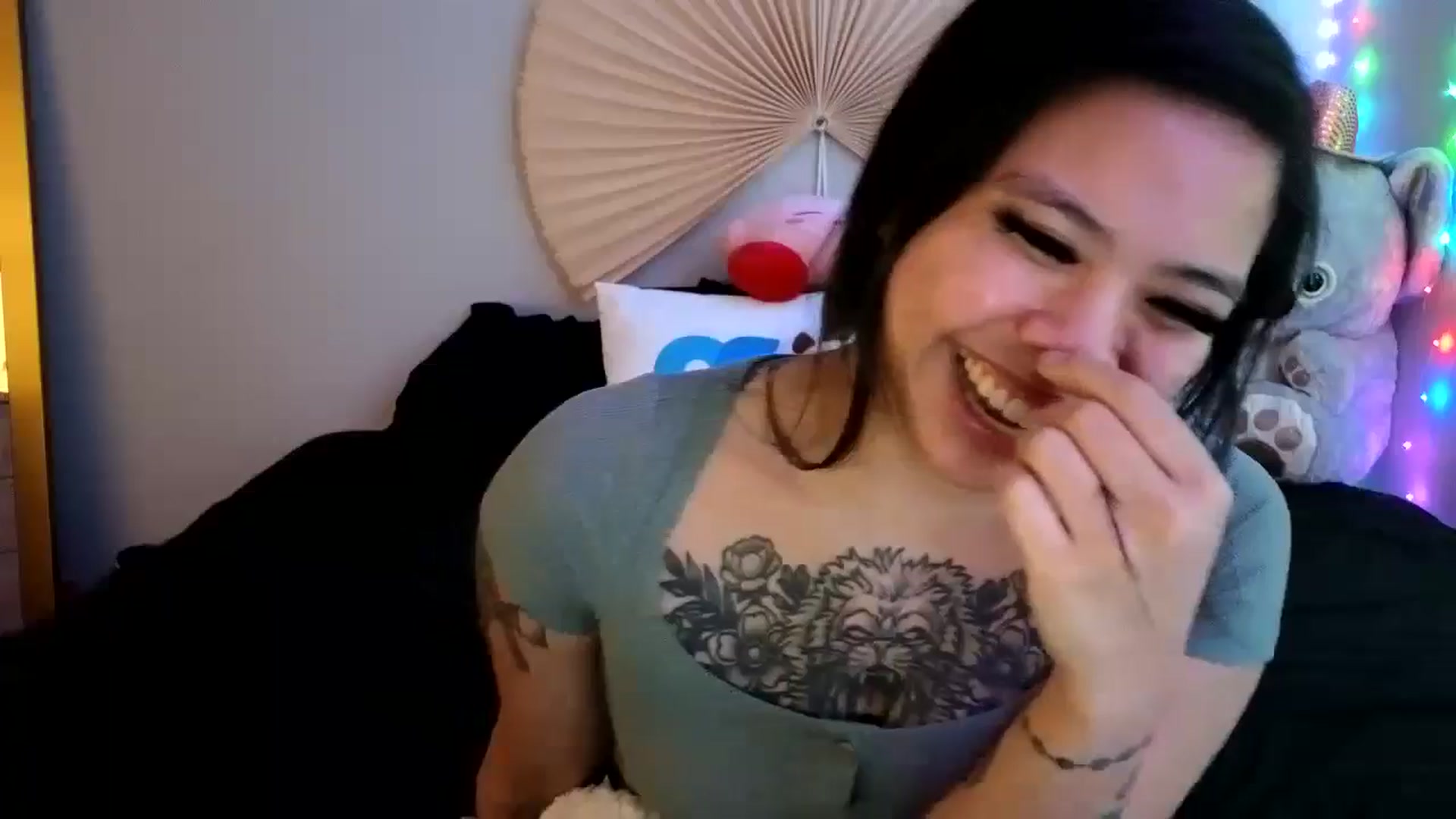 Gallery image thumbnail from dolllface's myfreecams stream on, 05/04/2024, 07:52 image 6 of 20