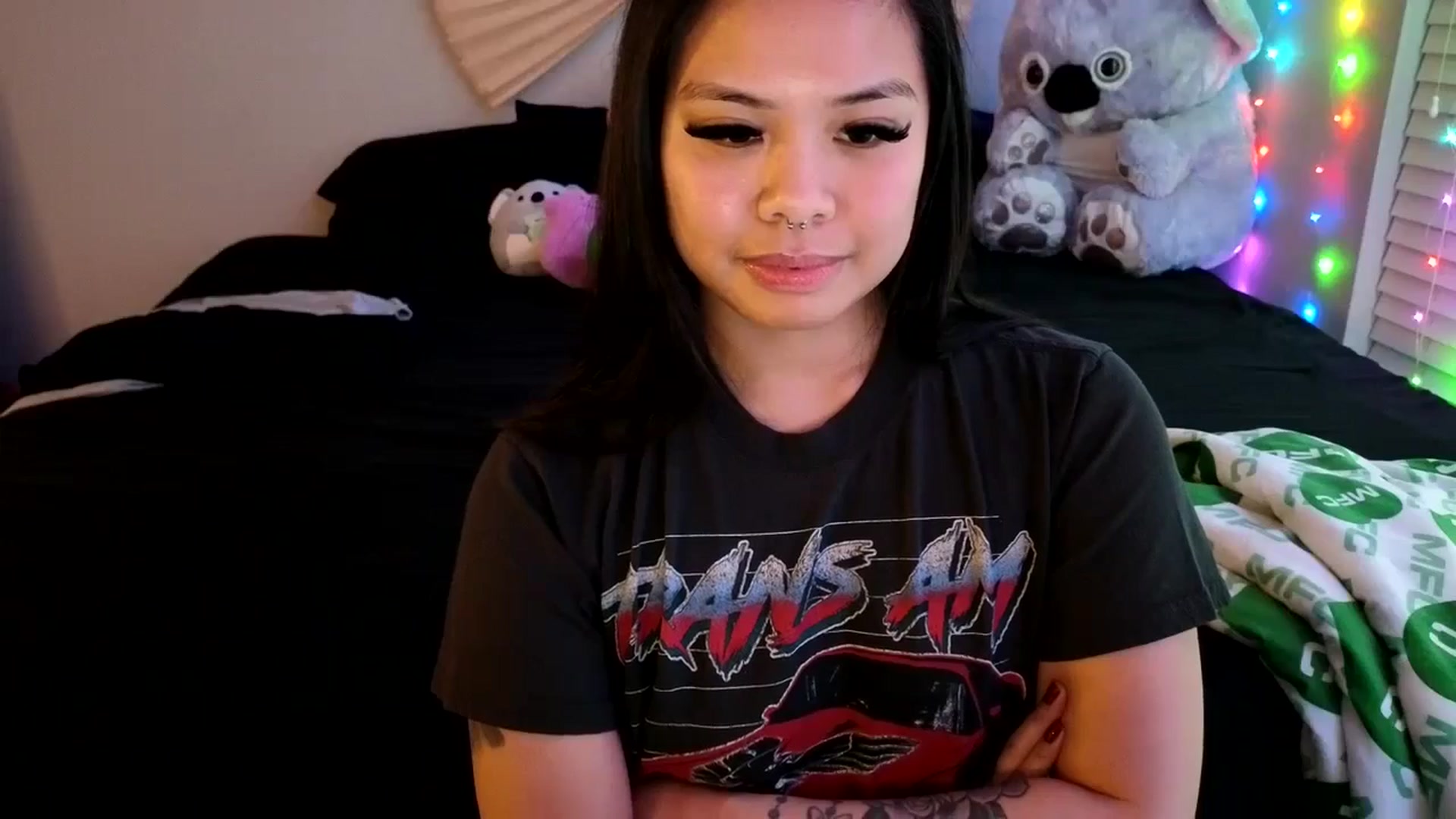 Gallery image thumbnail from dolllface's myfreecams stream on, 05/16/2024, 10:23 image 2 of 20