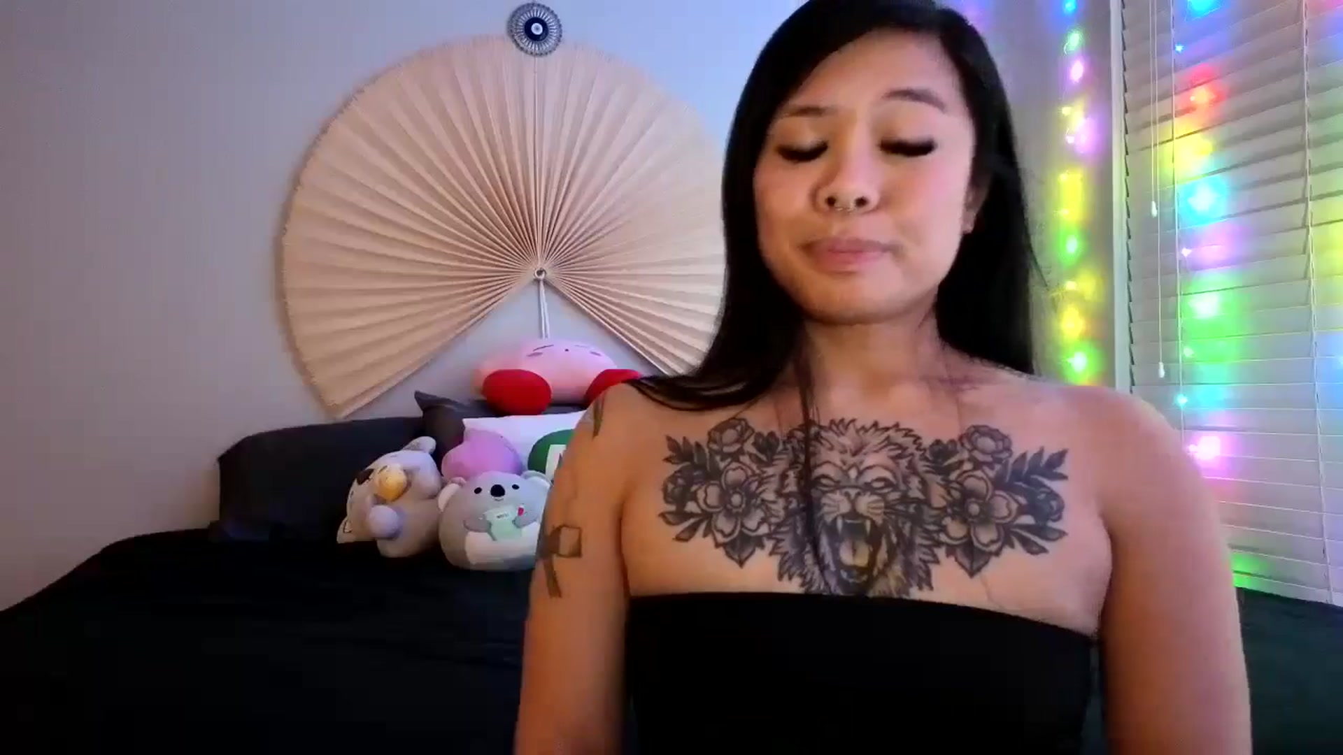 Gallery image thumbnail from dolllface's myfreecams stream on, 05/26/2024, 10:38 image 8 of 20