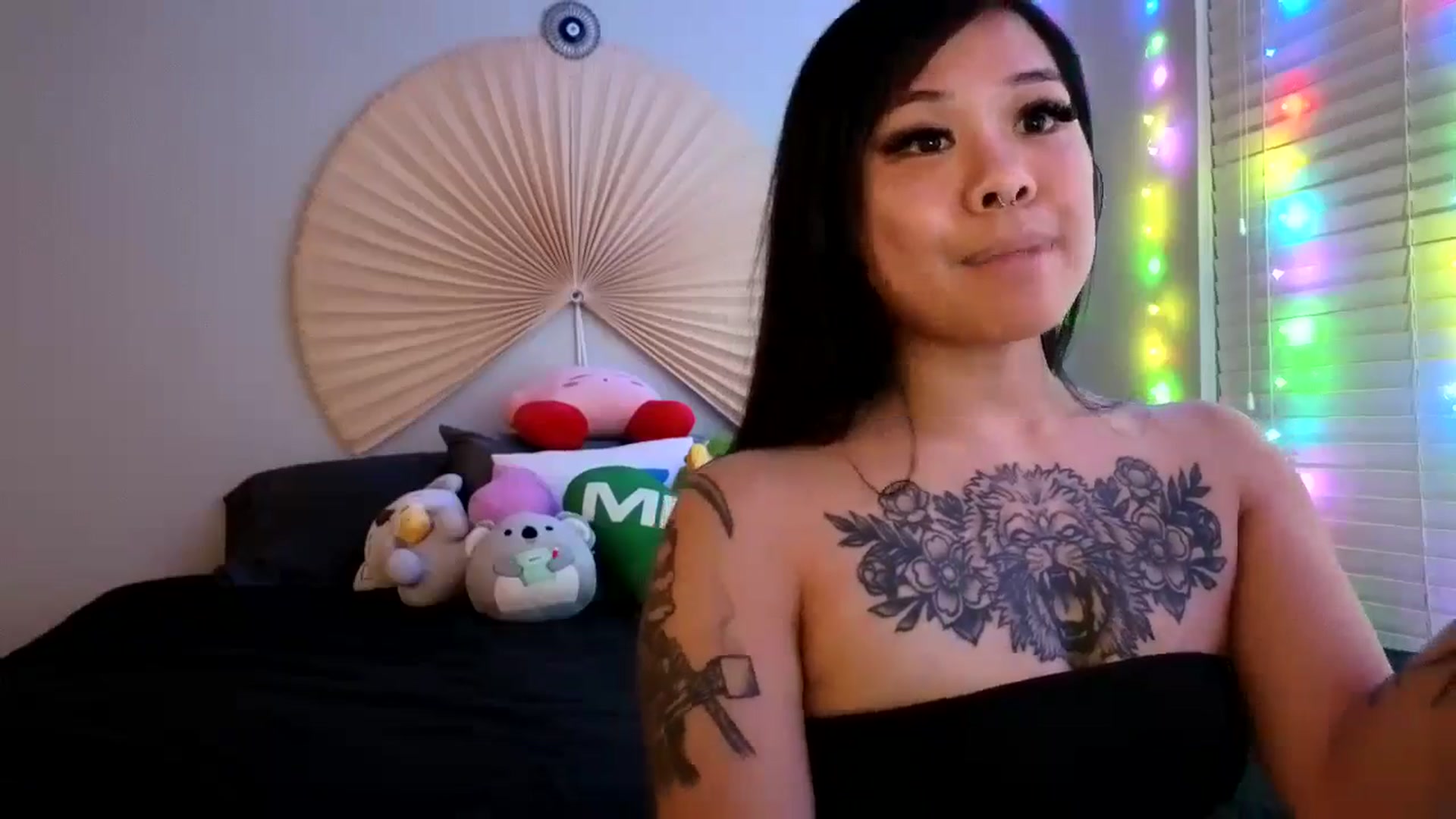 Gallery image thumbnail from dolllface's myfreecams stream on, 05/26/2024, 10:38 image 11 of 20