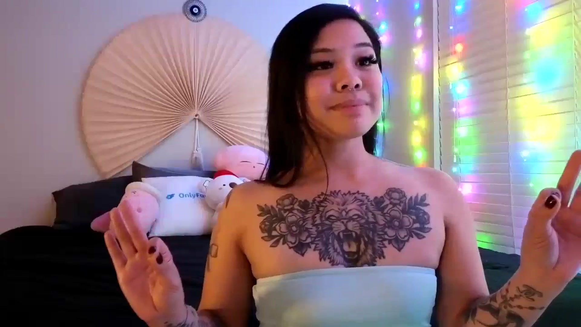 Gallery image thumbnail from dolllface's myfreecams stream on, 05/30/2024, 10:48 image 11 of 20