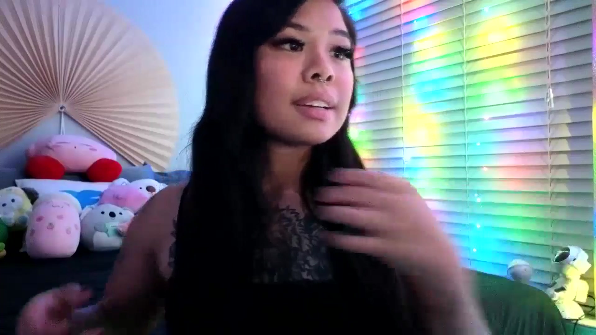 Gallery image thumbnail from dolllface's myfreecams stream on, 06/03/2024, 11:40 image 7 of 20