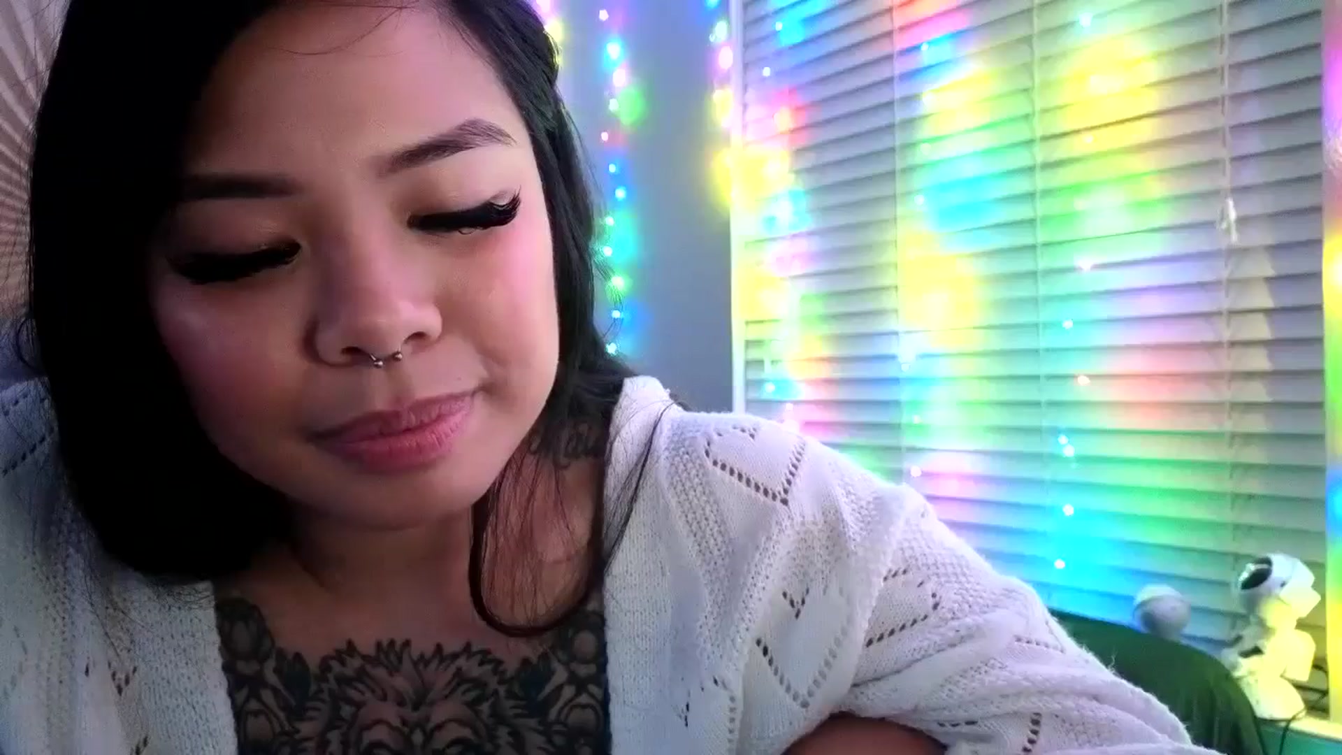Gallery image thumbnail from dolllface's myfreecams stream on, 06/03/2024, 11:40 image 3 of 20