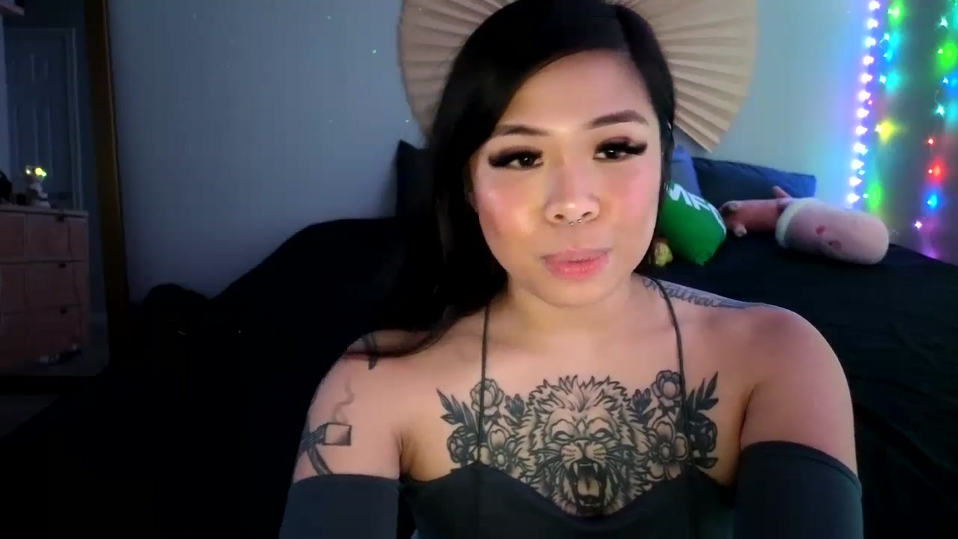 Gallery image thumbnail from dolllface's myfreecams stream on, 06/19/2024, 11:54 image 6 of 20