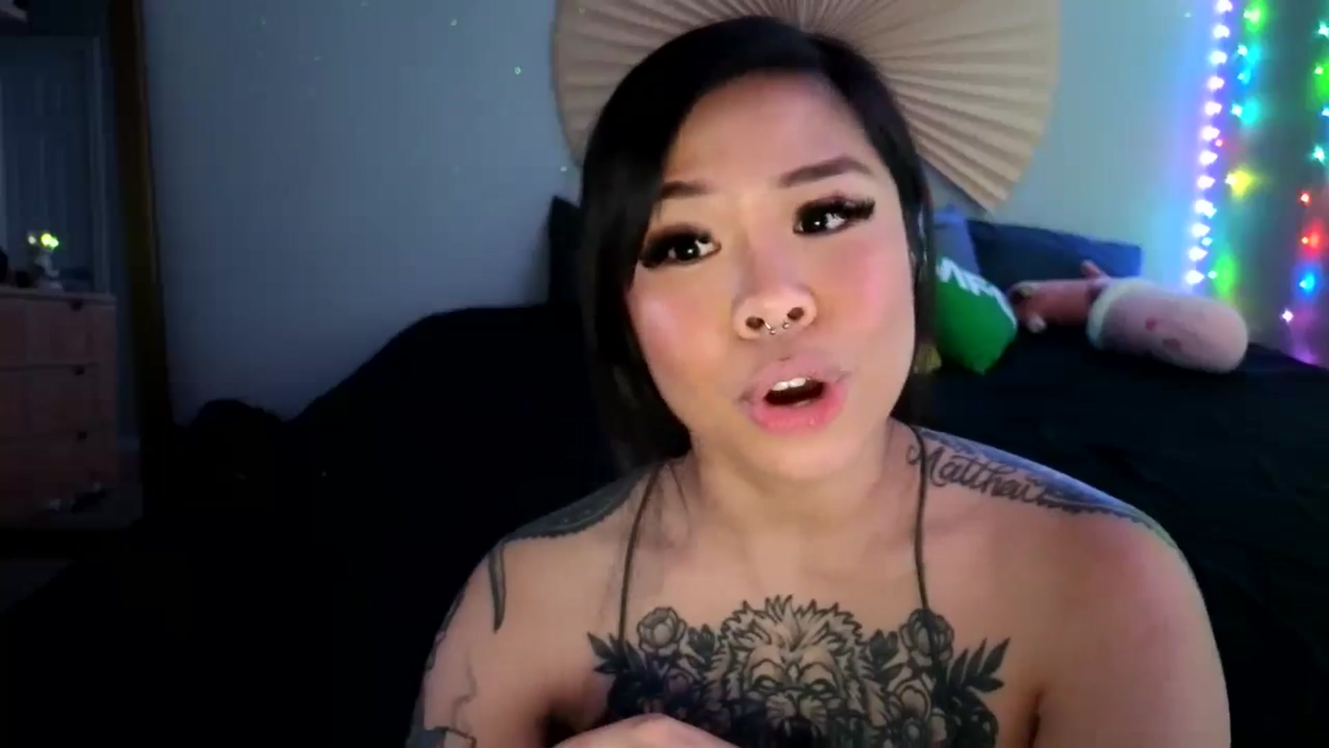 Gallery image thumbnail from dolllface's myfreecams stream on, 06/19/2024, 11:54 image 7 of 20