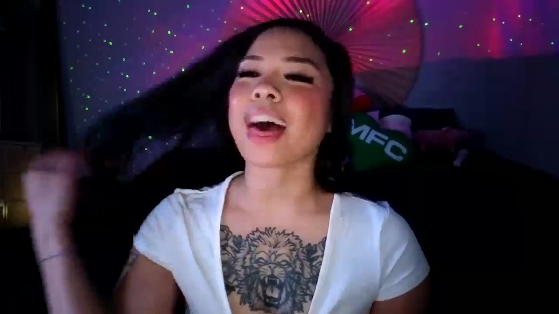 Gallery image thumbnail from dolllface's myfreecams stream on, 06/21/2024, 11:41 image 5 of 20