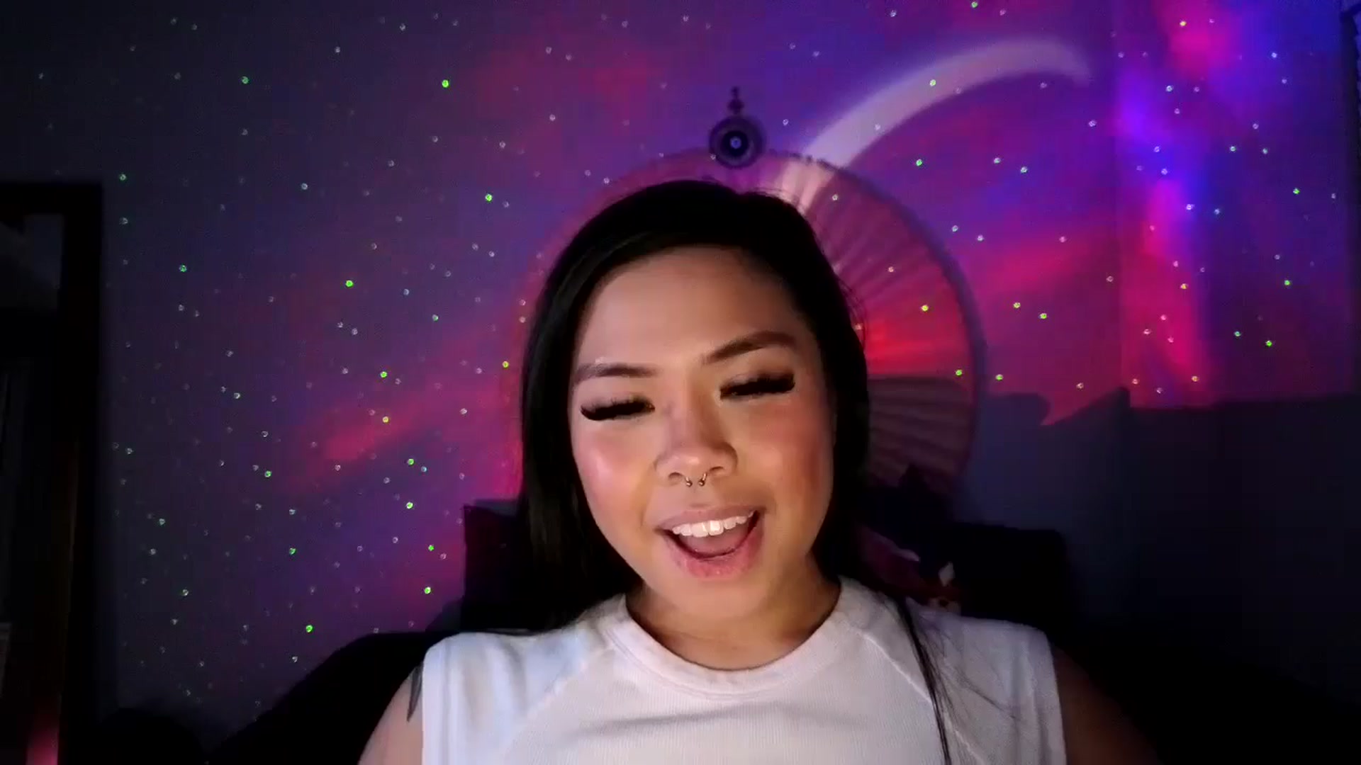 Gallery image thumbnail from dolllface's myfreecams stream on, 06/22/2024, 09:13 image 11 of 20