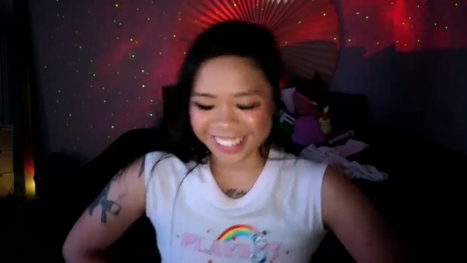 Gallery image thumbnail from dolllface's myfreecams stream on, 06/22/2024, 09:13 image 2 of 20